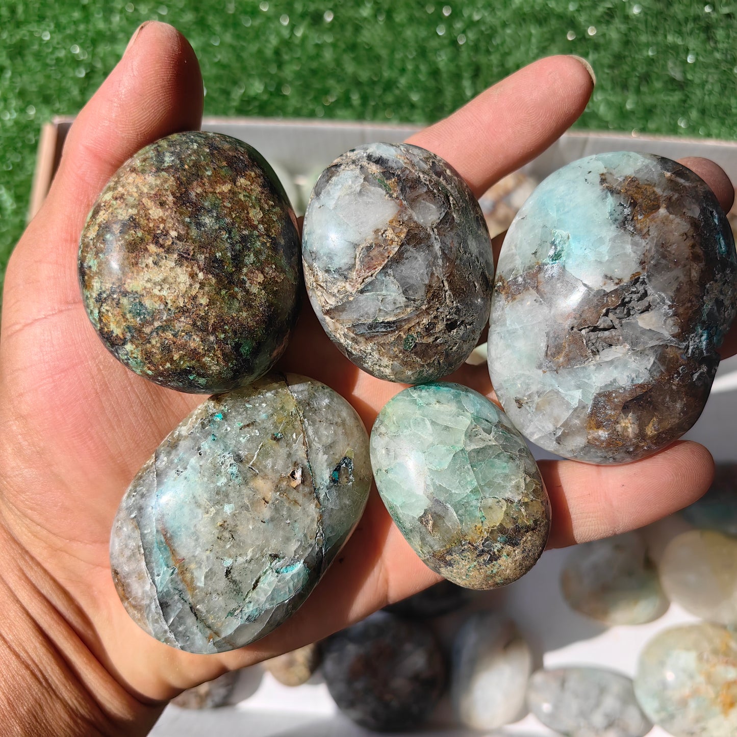 34 pc chrysocolla quartz palm & heart