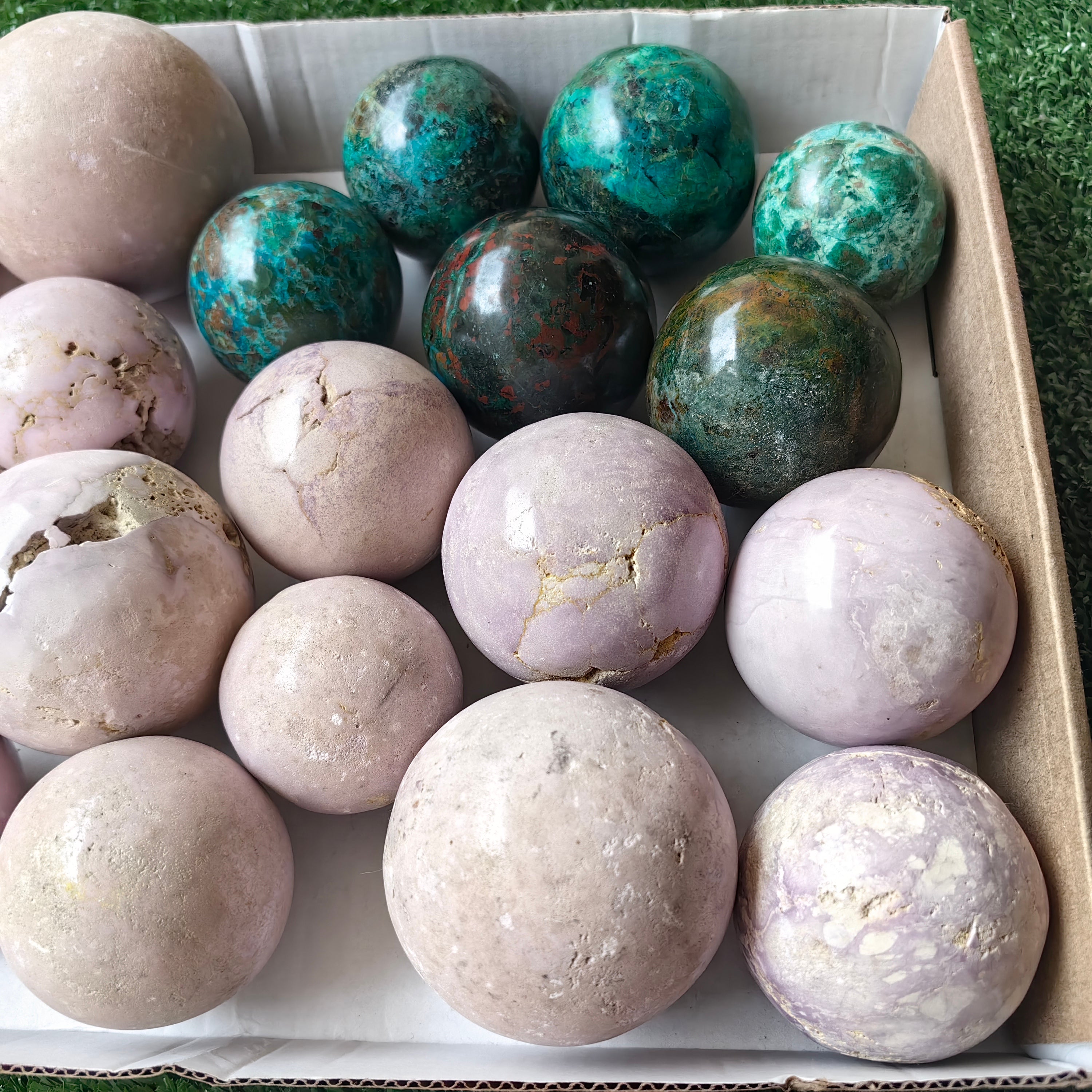 22 pc phosphosiderite & chrysocolla sphere
