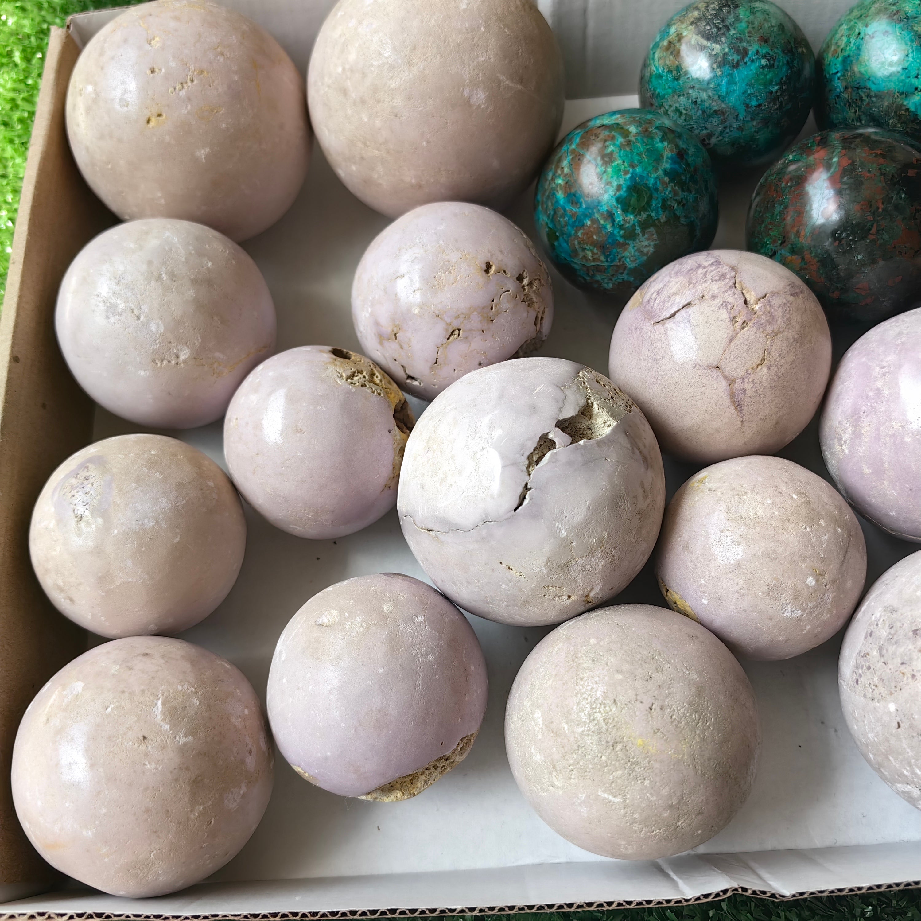 22 pc phosphosiderite & chrysocolla sphere