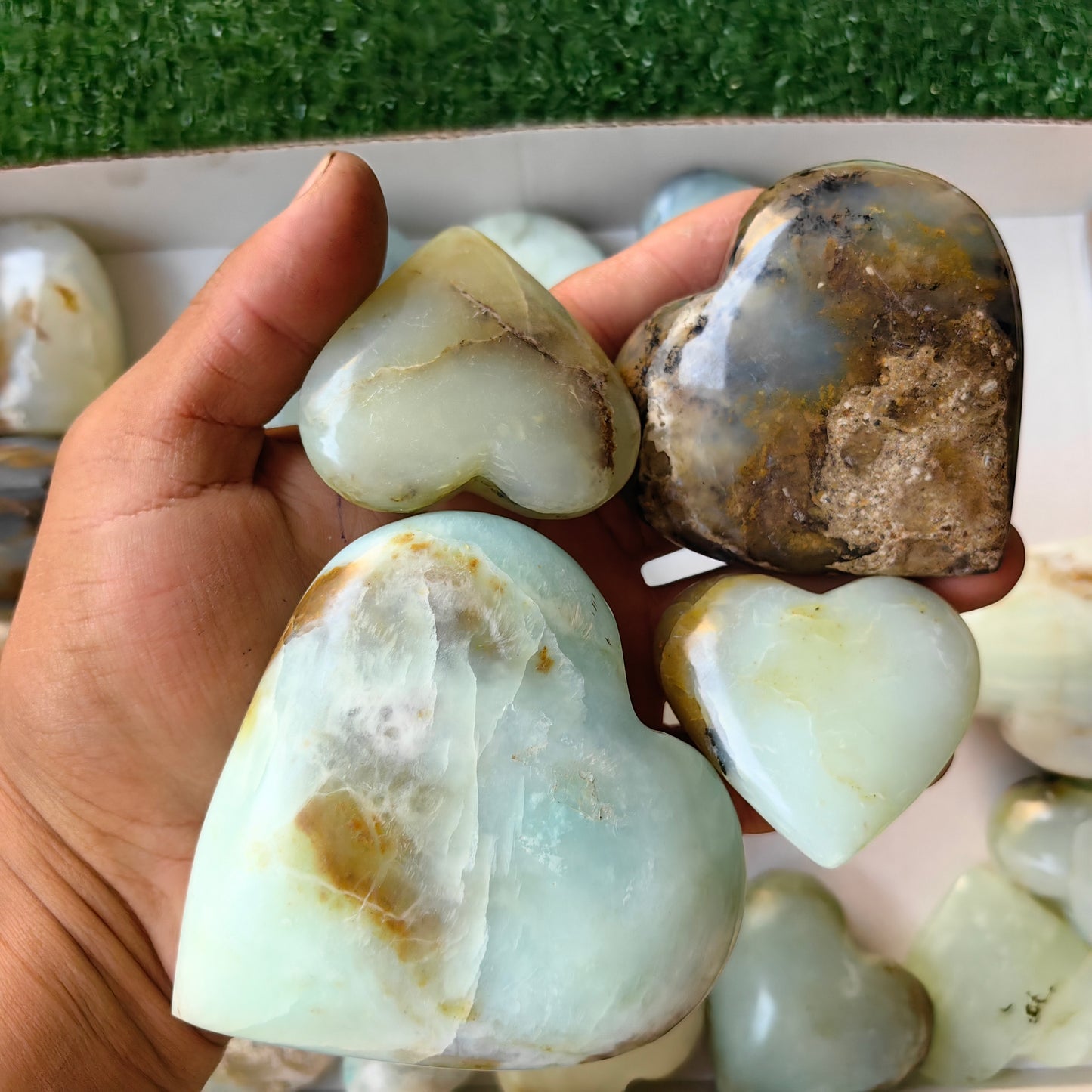 28 pc blue opal mixted palms and hearts