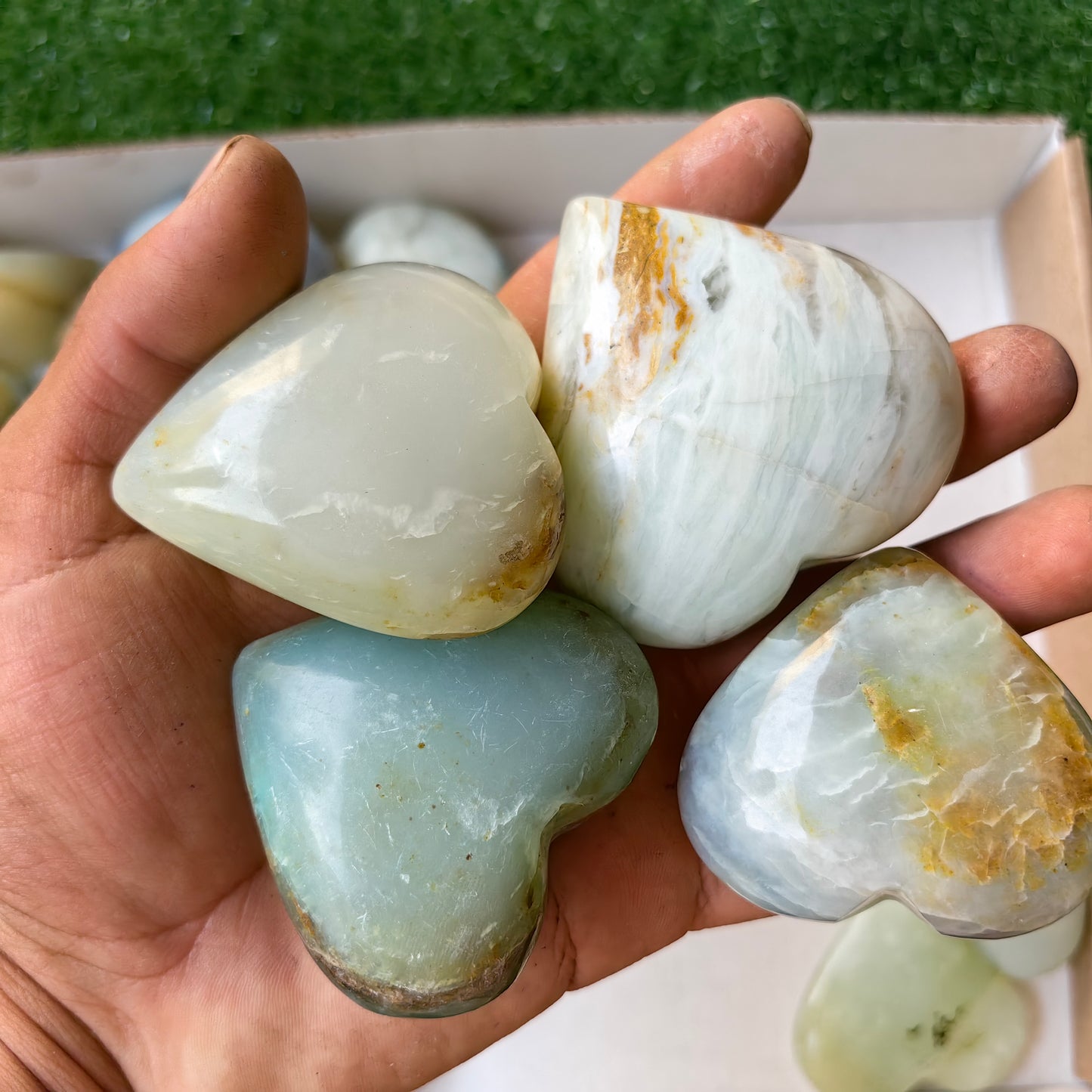 28 pc blue opal mixted palms and hearts