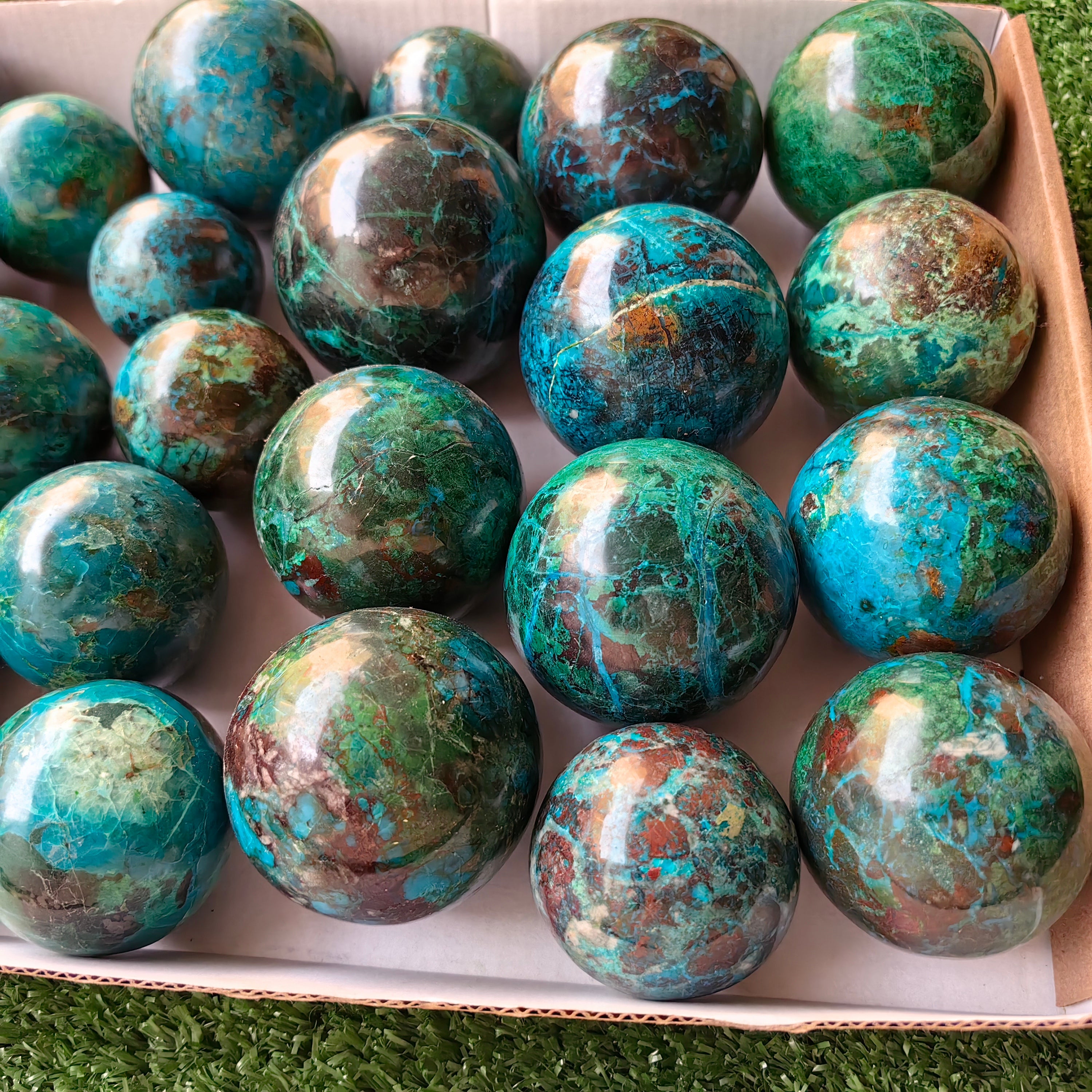 25 pc chrysocolla spheres