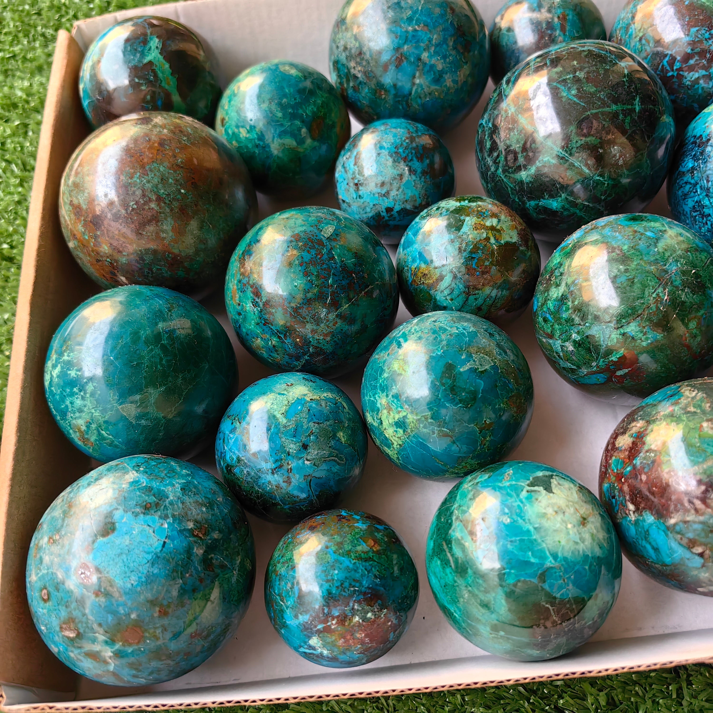 25 pc chrysocolla spheres