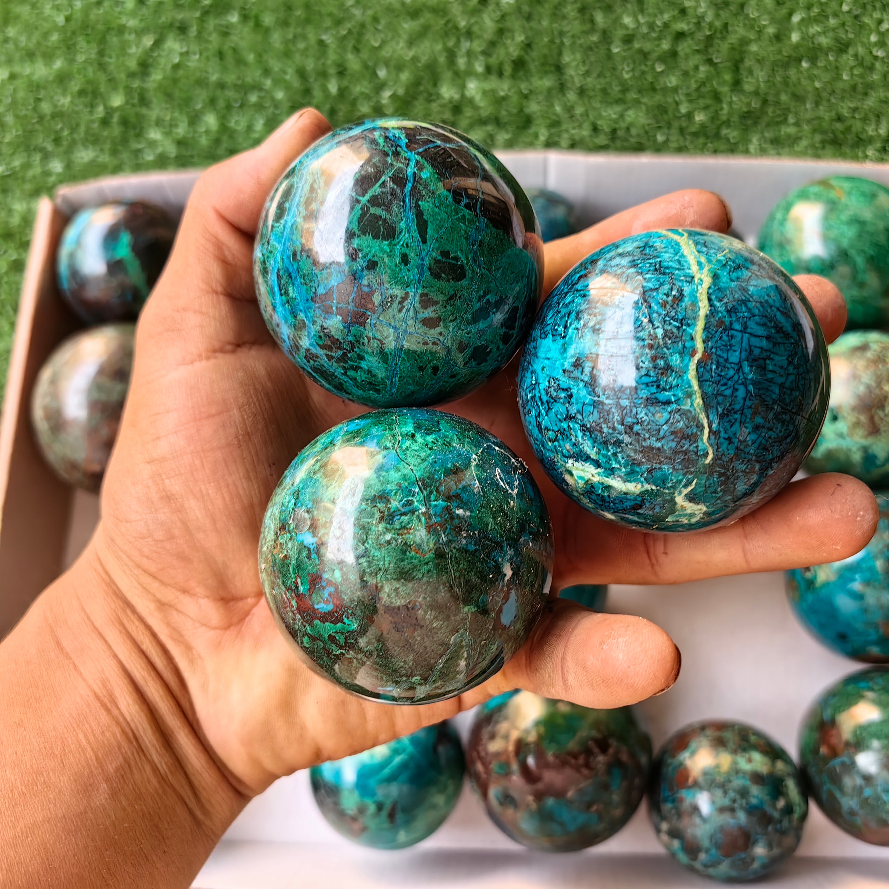 25 pc chrysocolla spheres