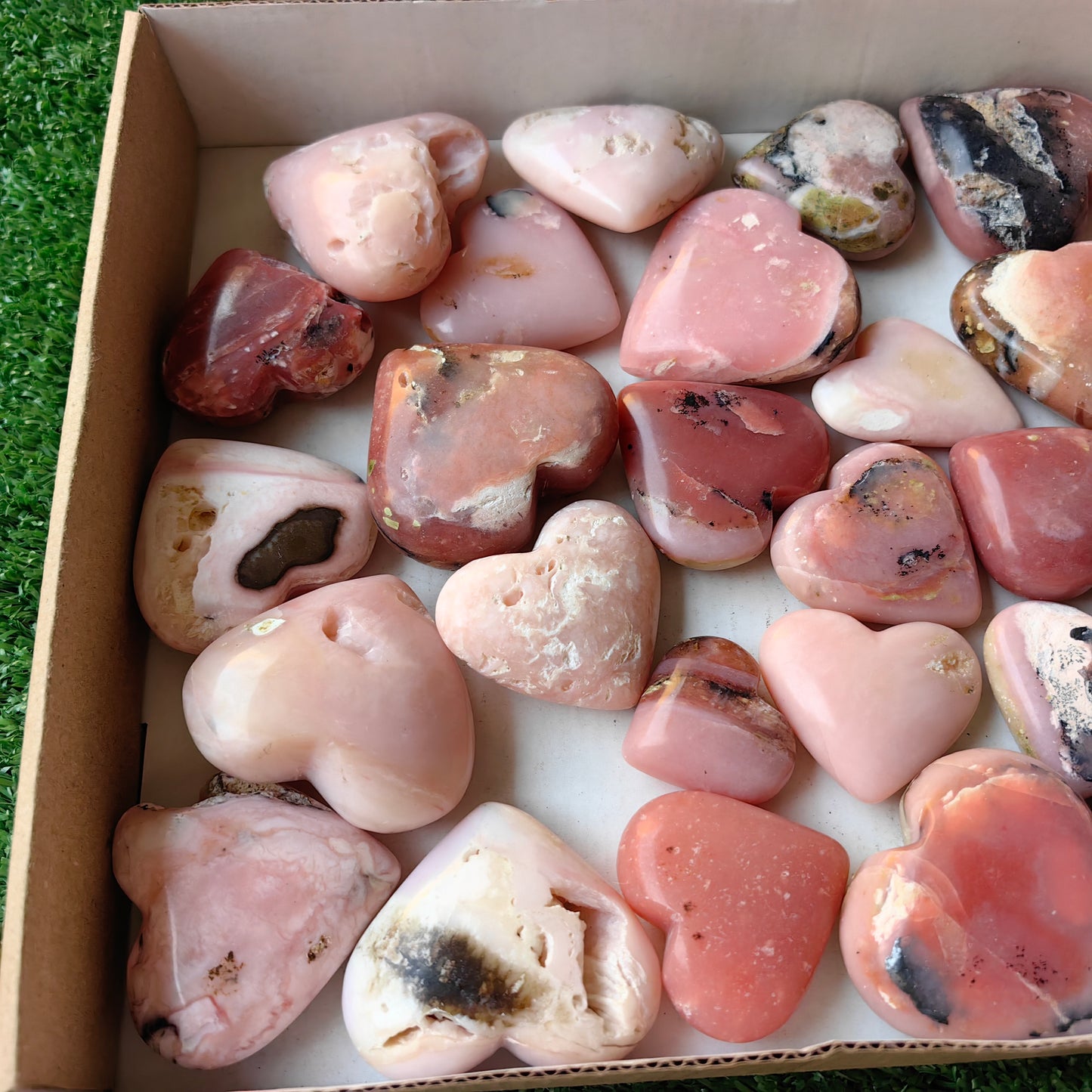 34 pc pink opal hearts & palms