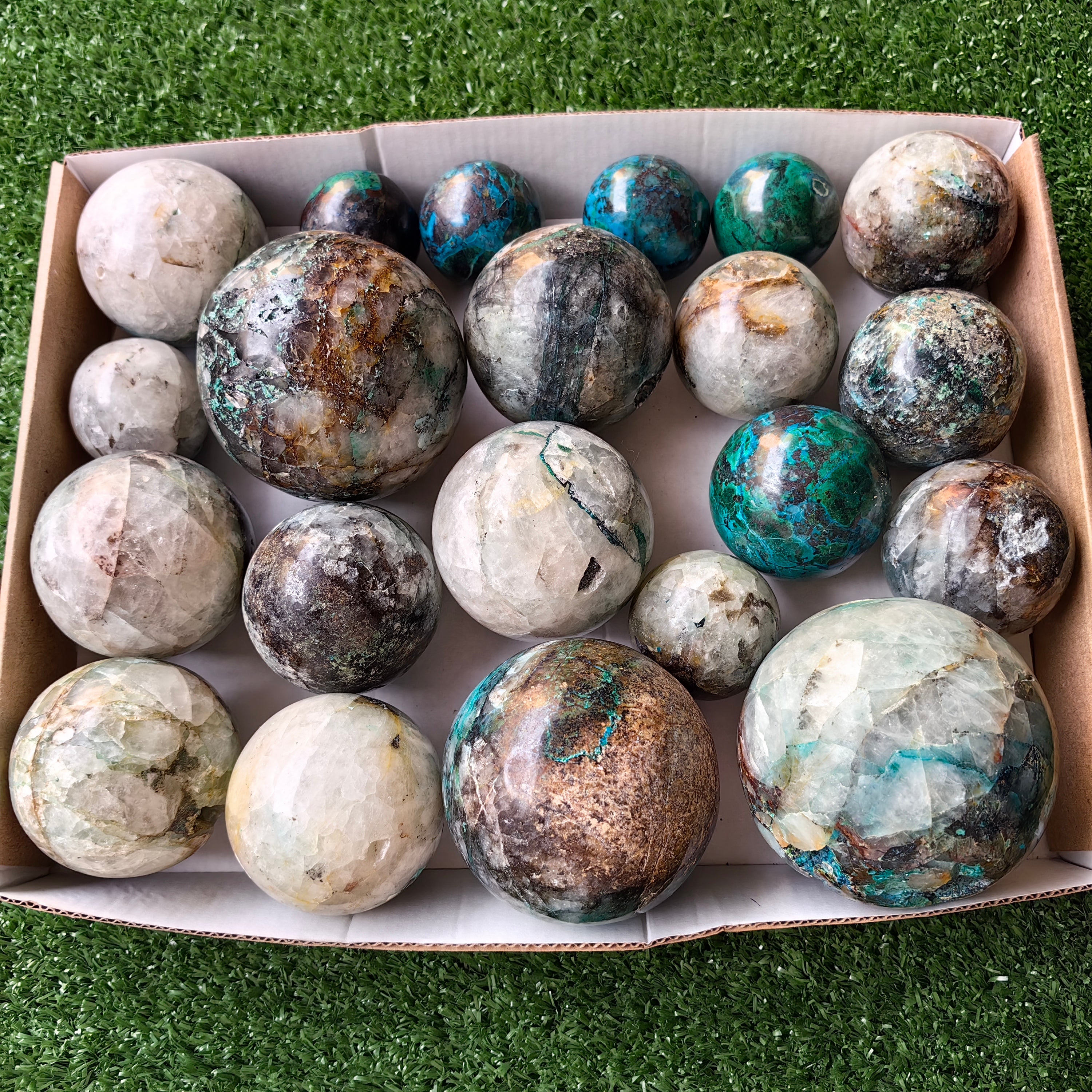 21 pc chrysocolla & chrysocolla quartz spheres