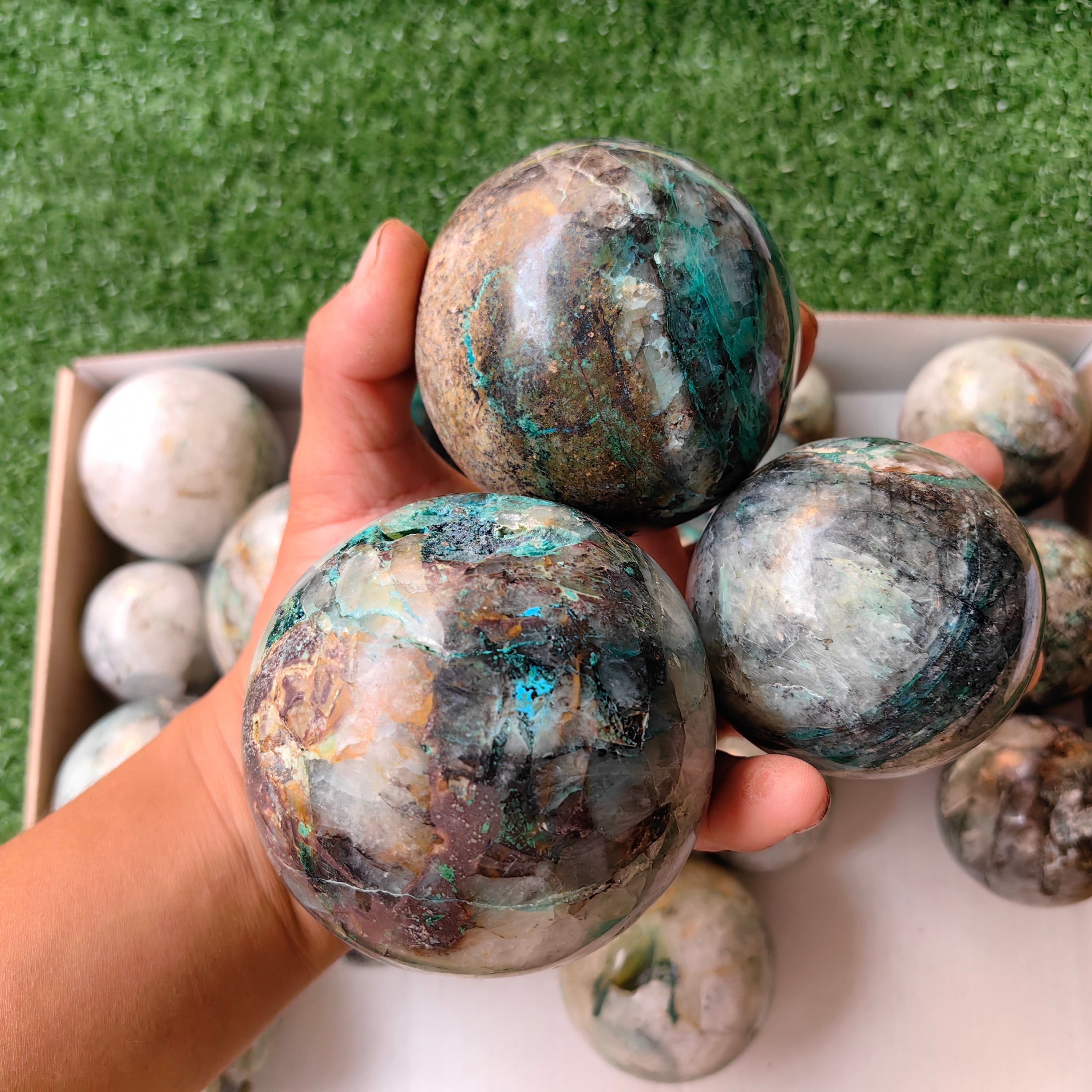 21 pc chrysocolla & chrysocolla quartz spheres