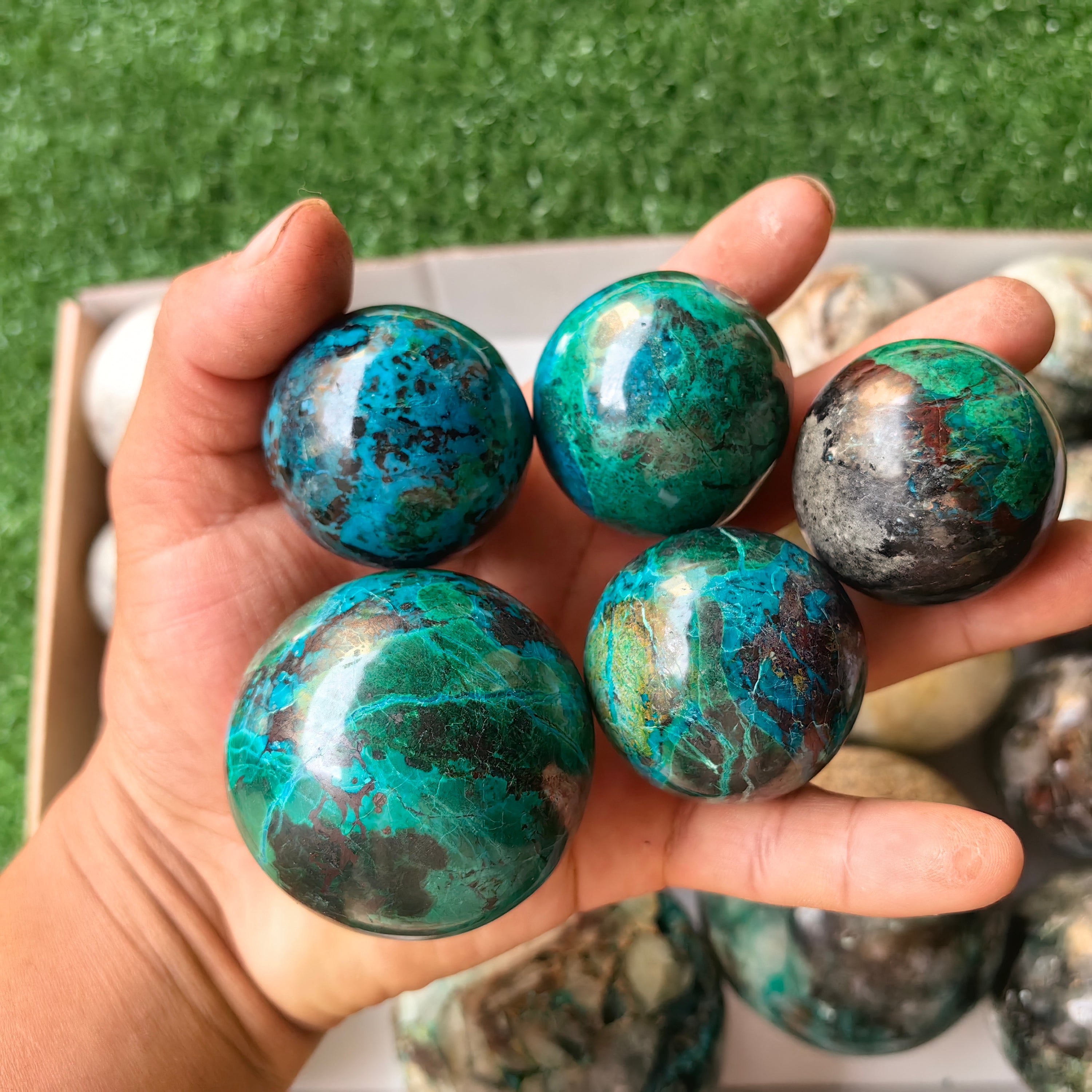 21 pc chrysocolla & chrysocolla quartz spheres