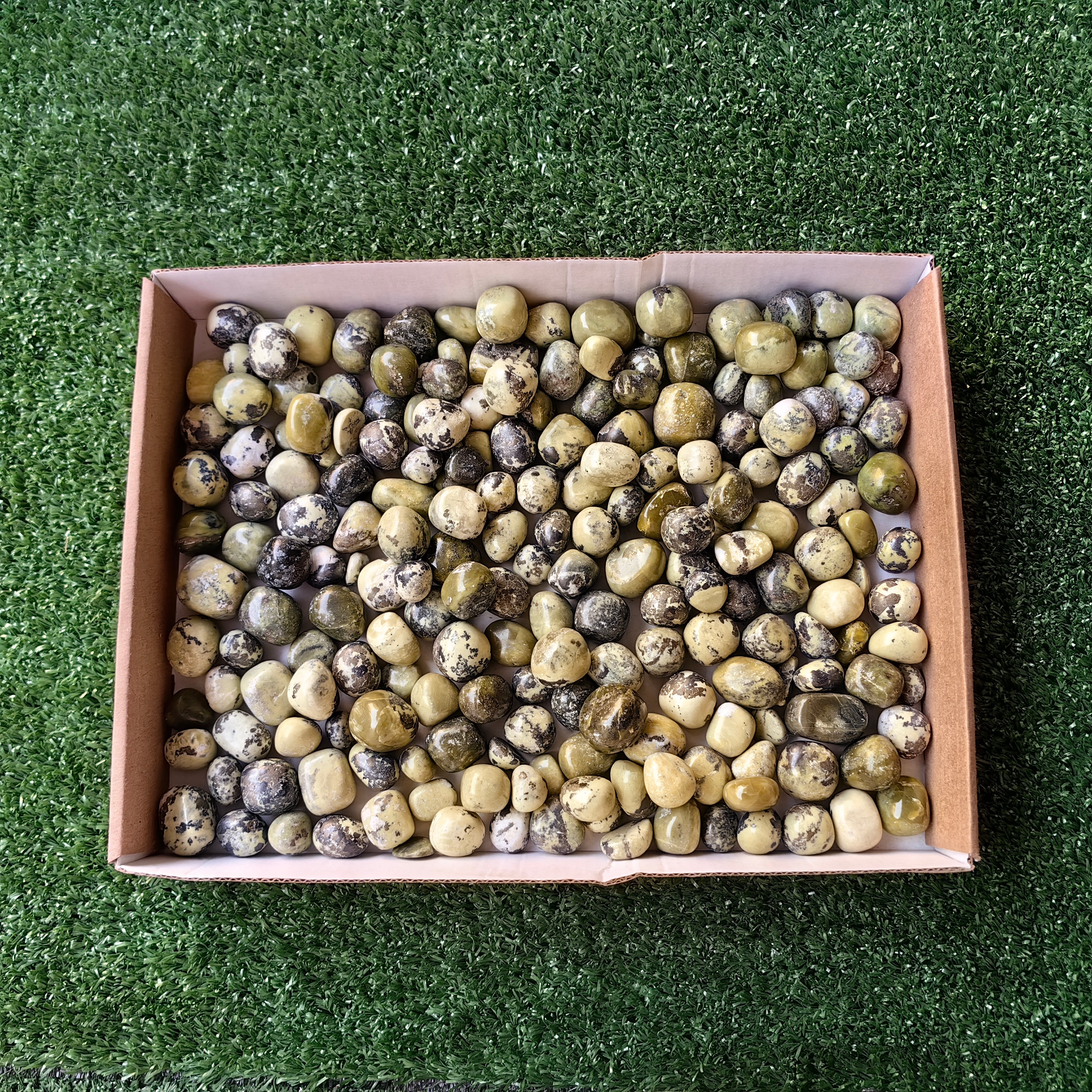 2 kg tumbled green serpentine