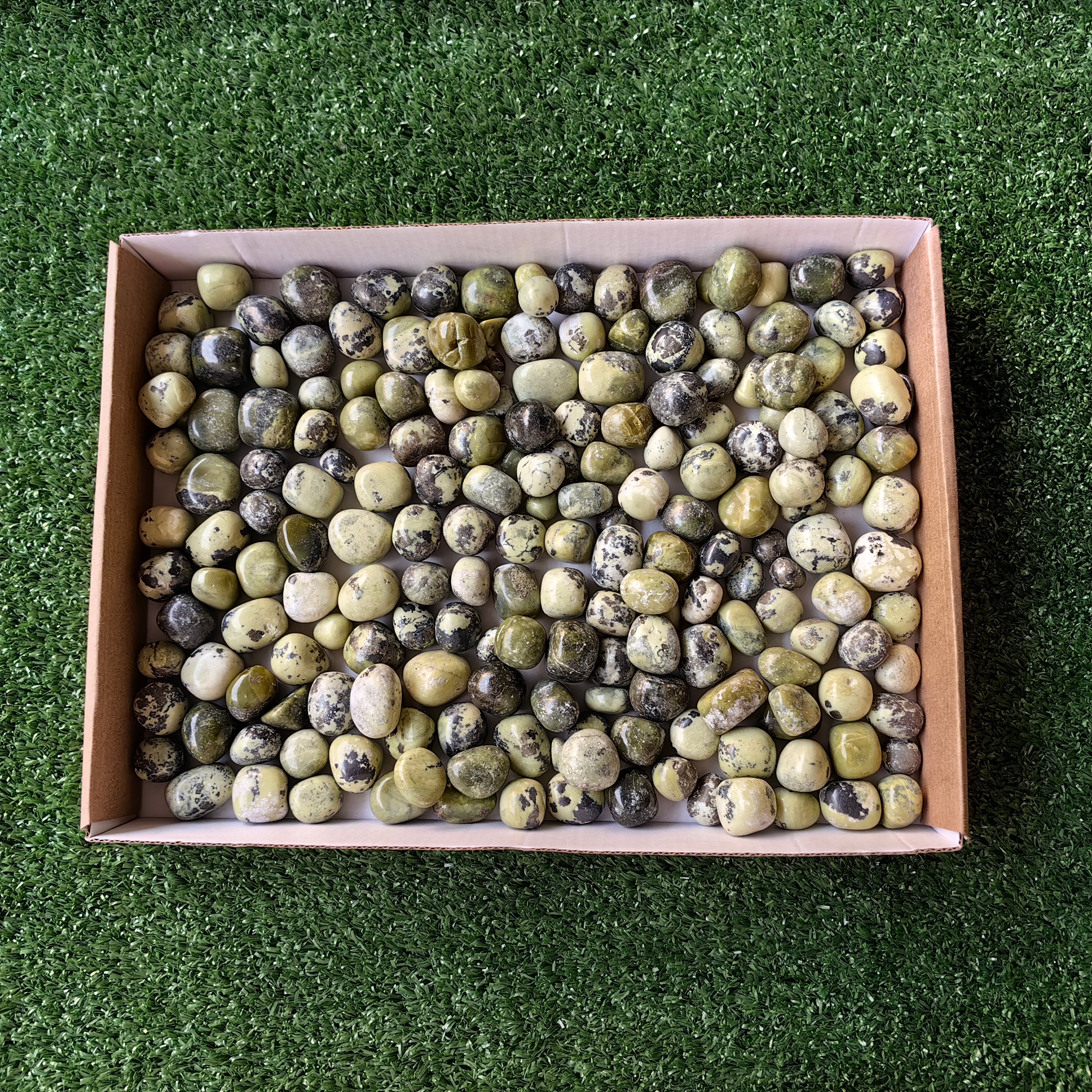 2 kg tumbled green serpentine