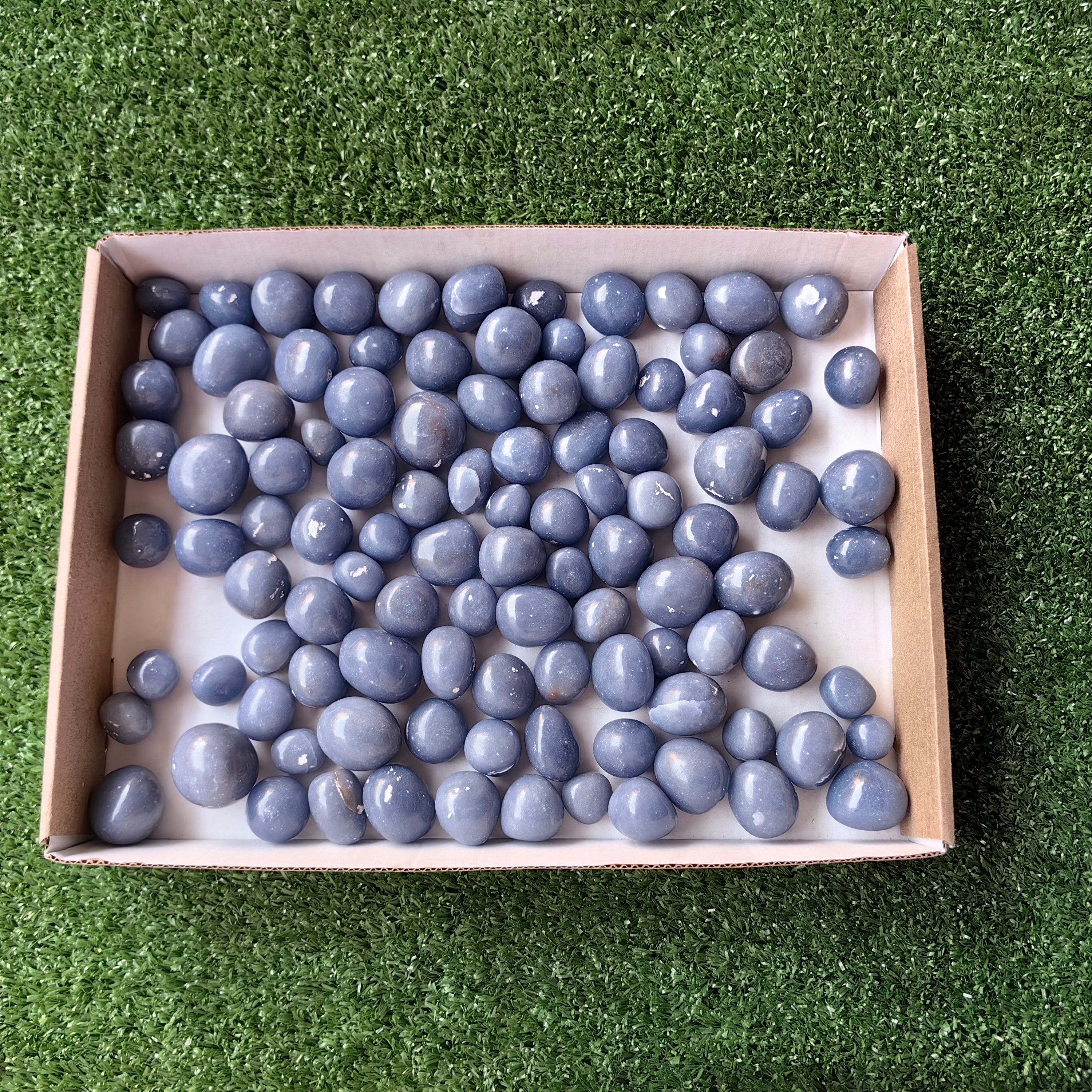 2 kg tumbled blue angelite