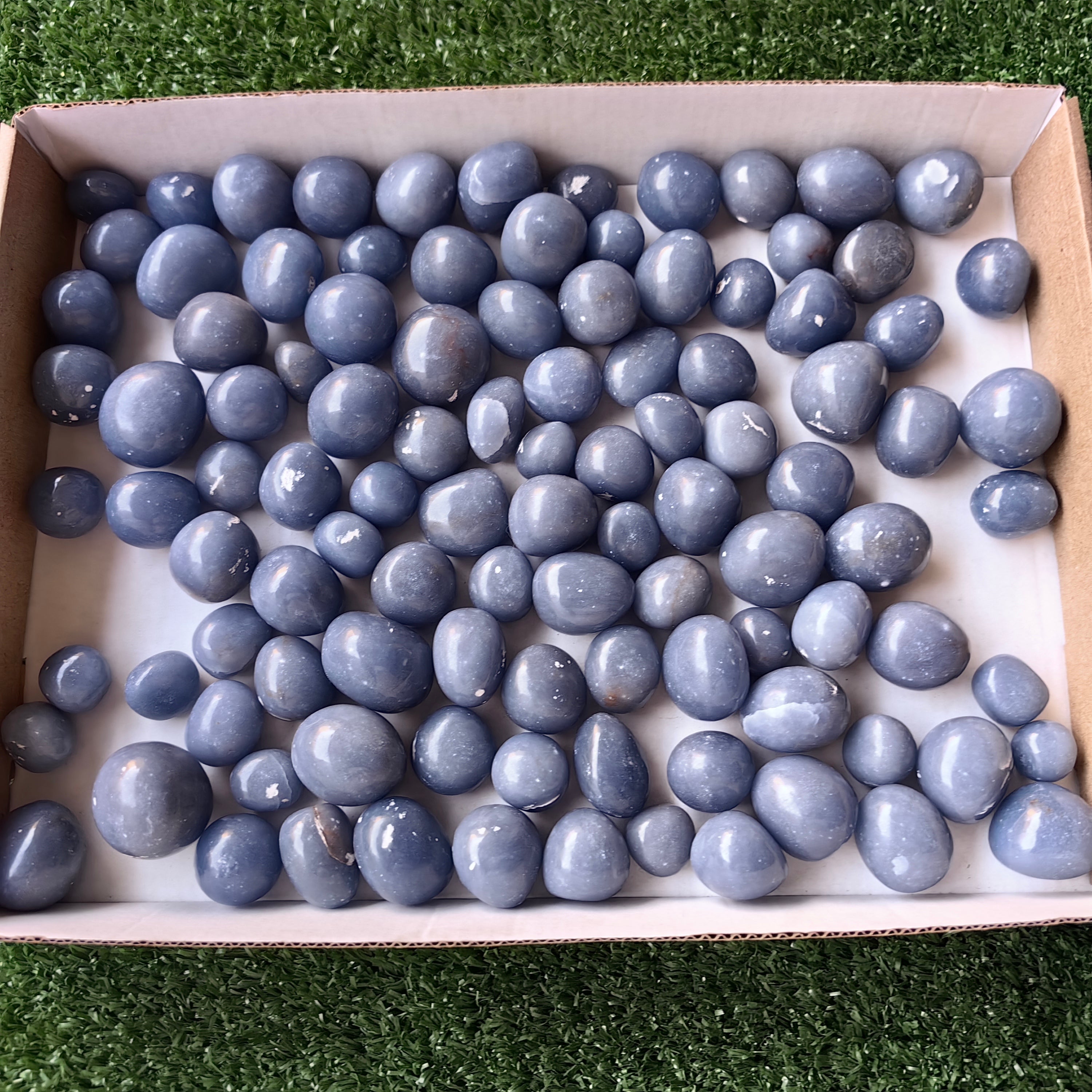2 kg tumbled blue angelite