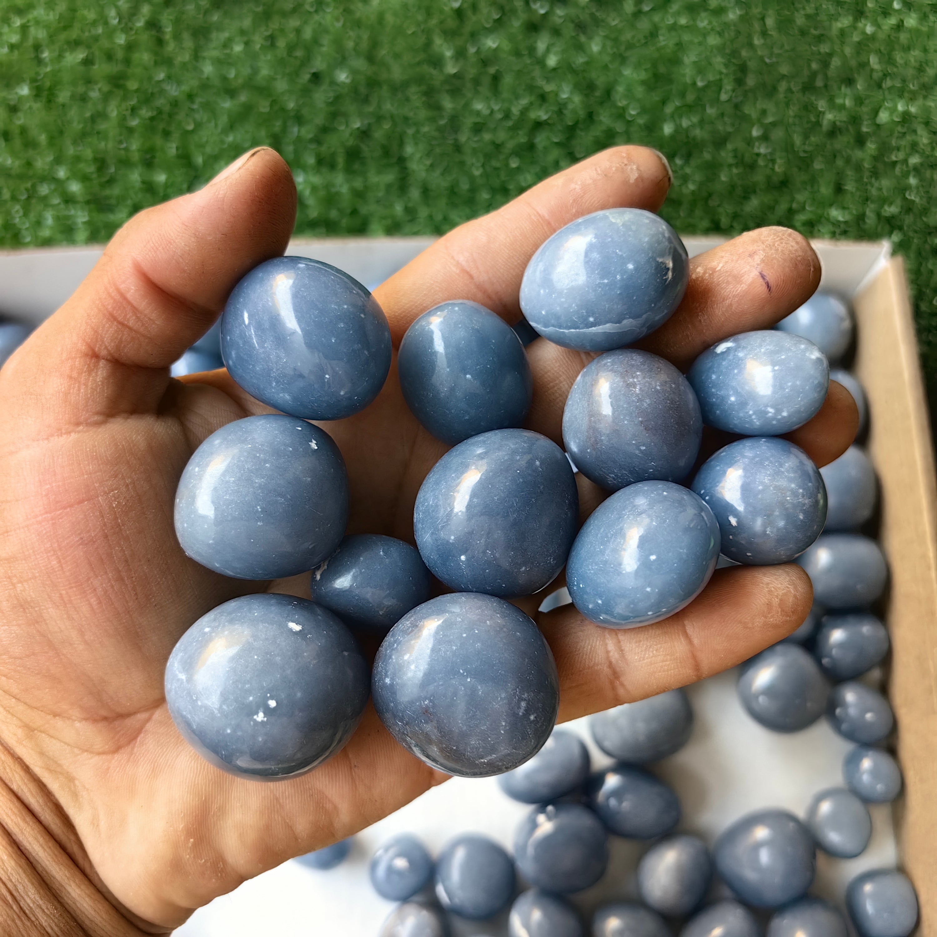 2 kg tumbled blue angelite