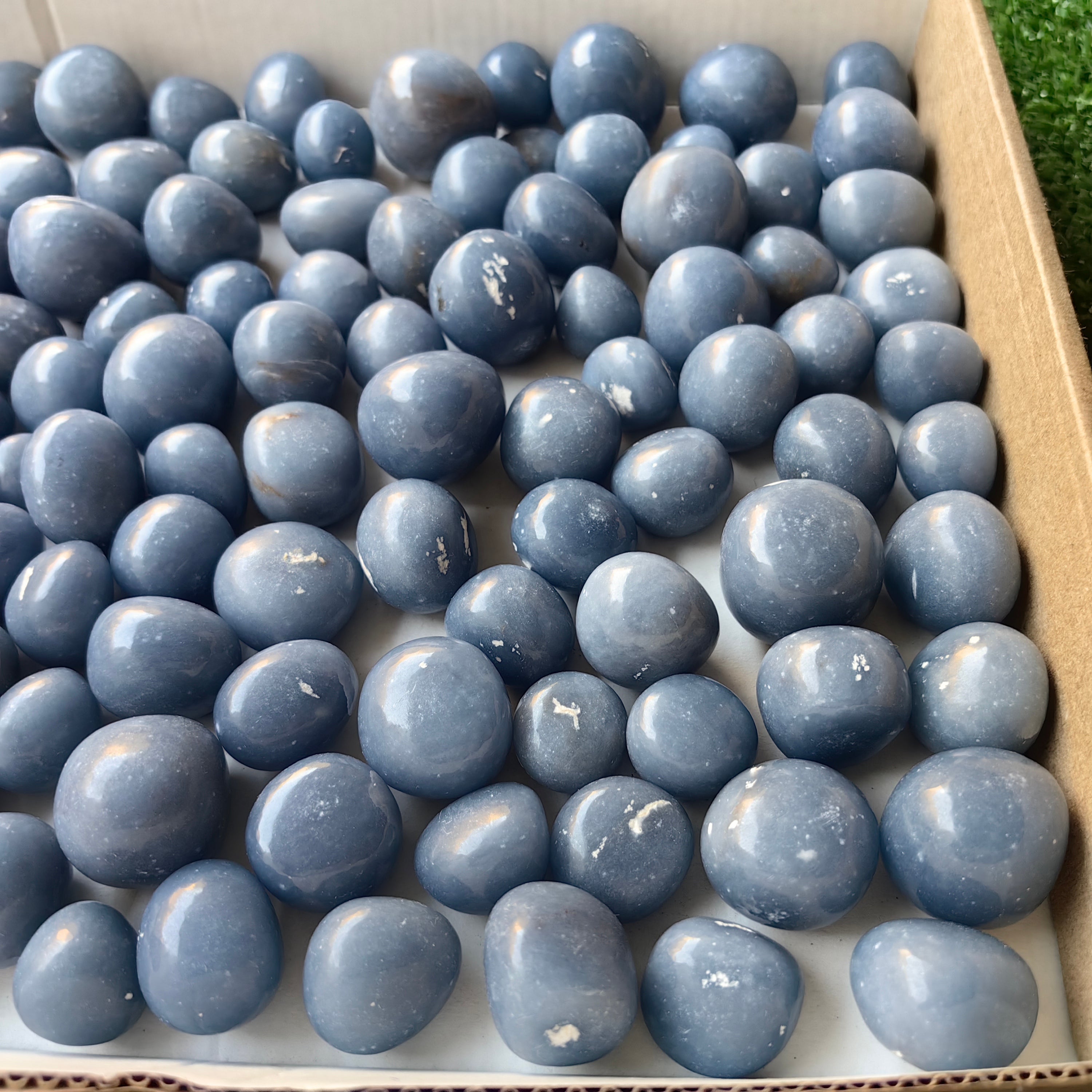 2 kg tumbled blue angelite
