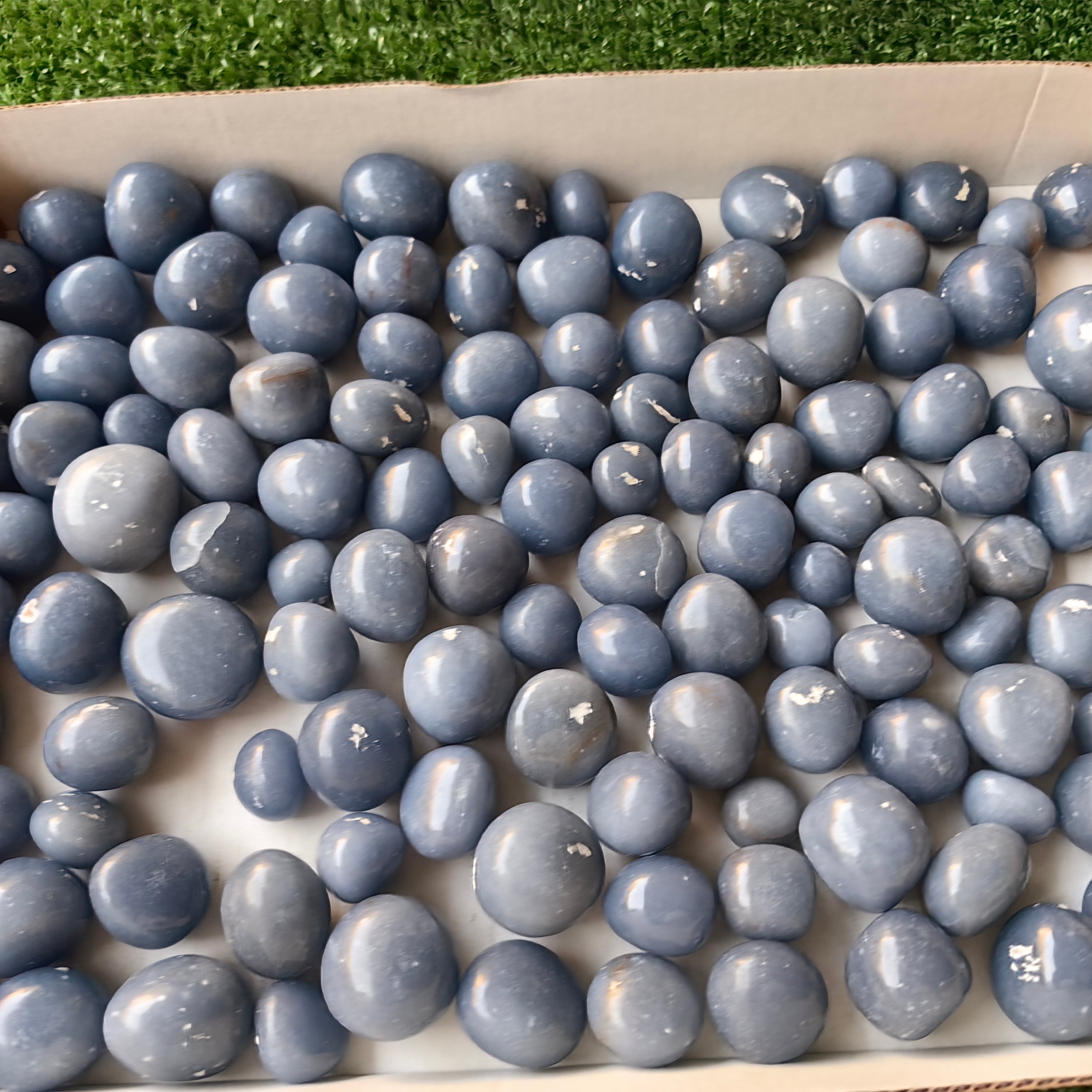 2 kg tumbled blue angelite