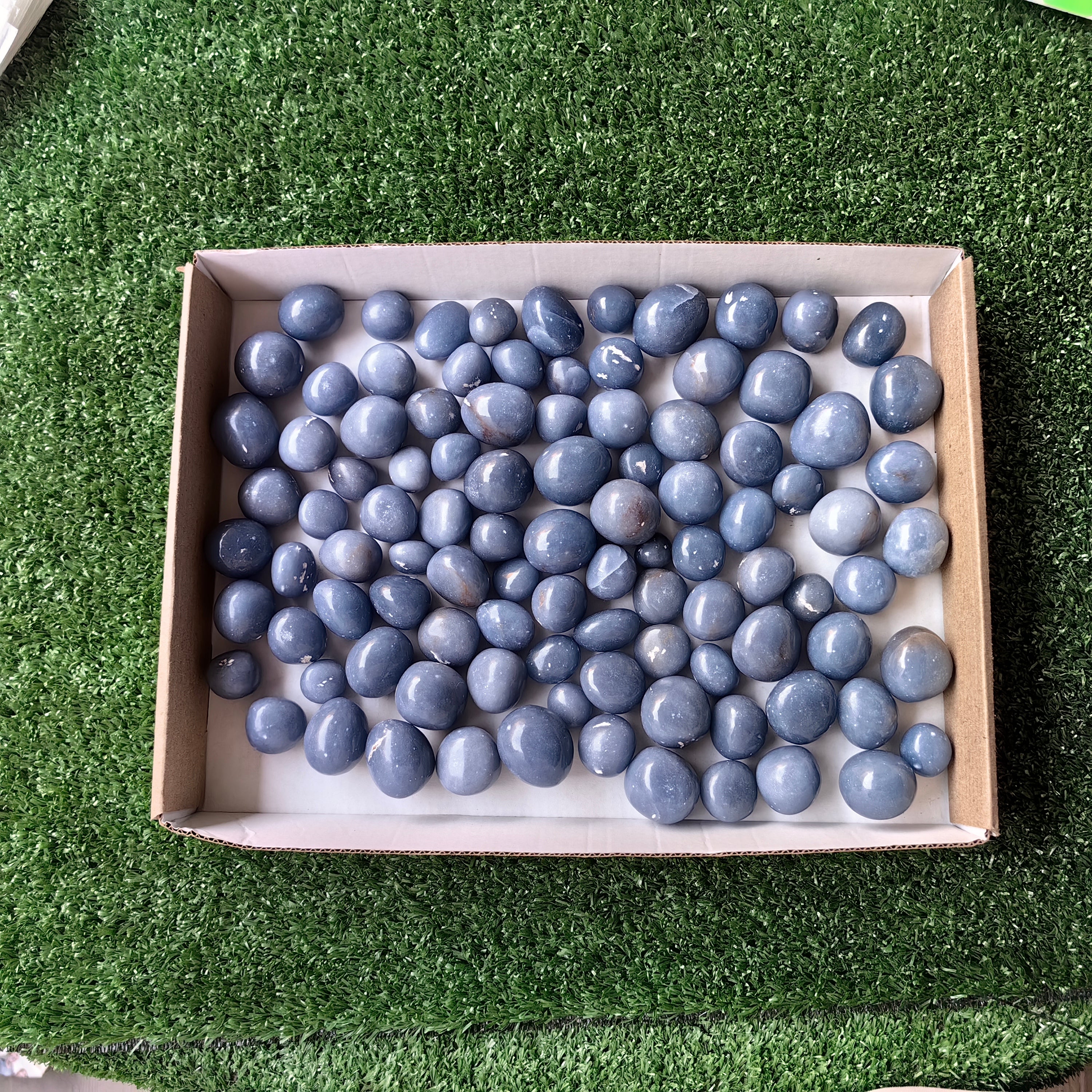 2 kg tumbled blue angelite