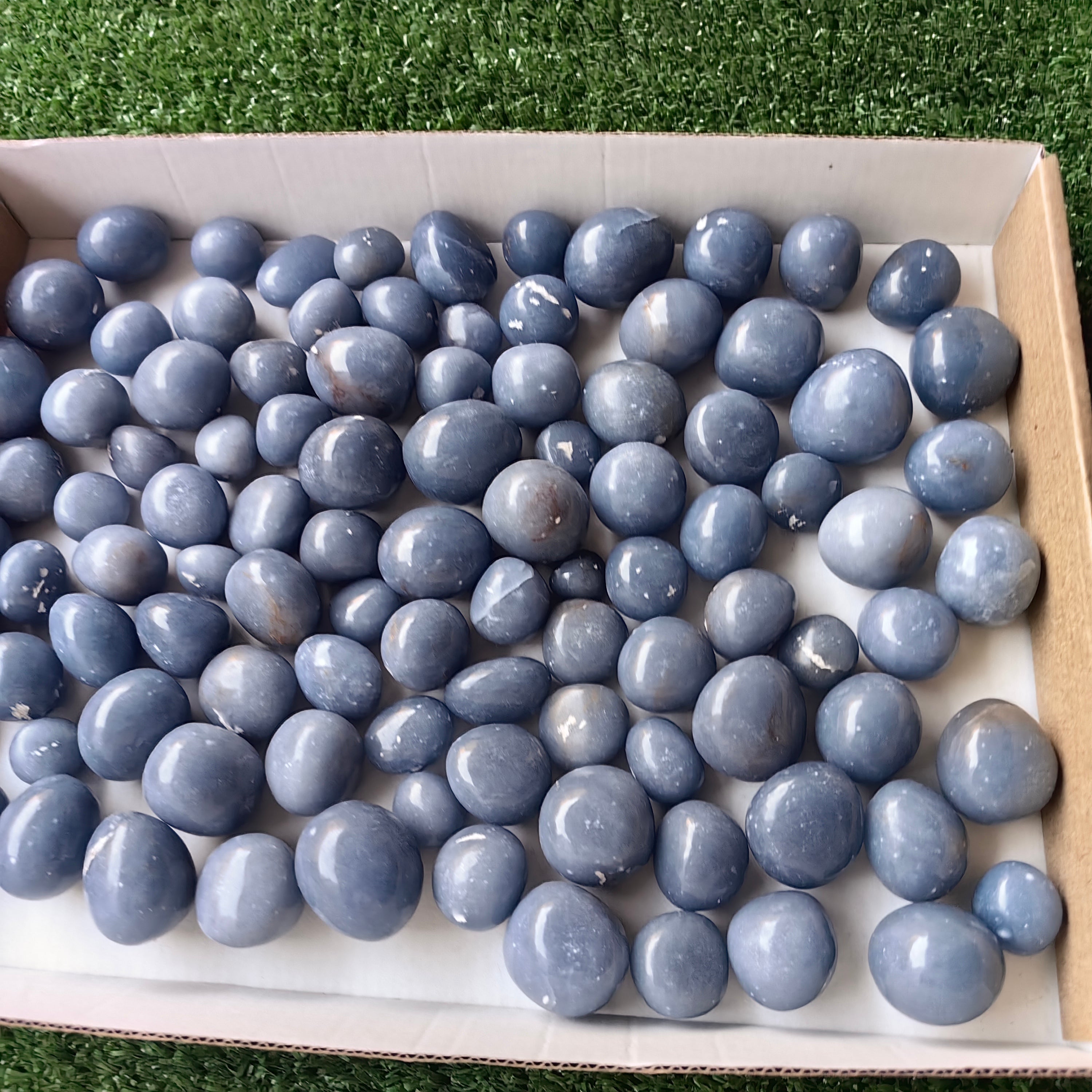 2 kg tumbled blue angelite