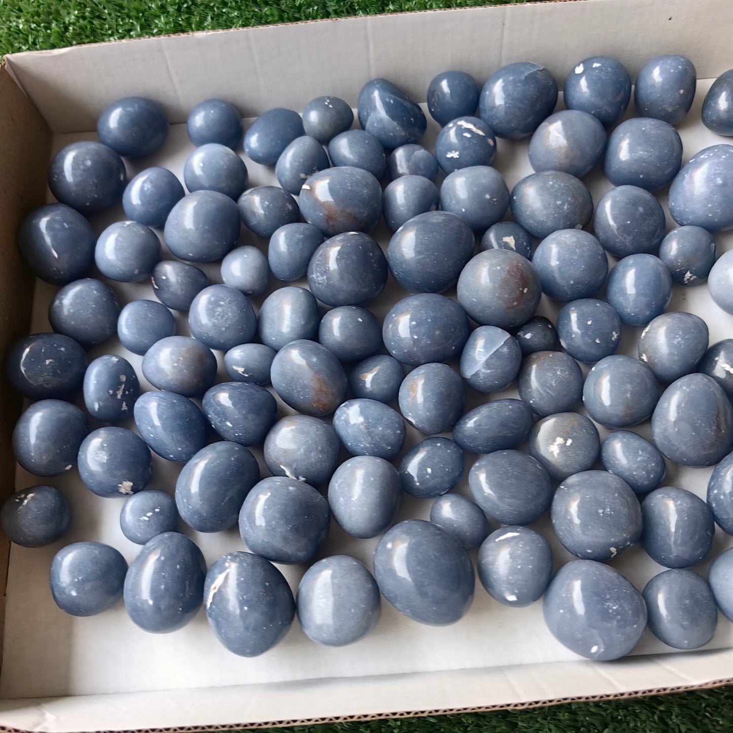 2 kg tumbled blue angelite