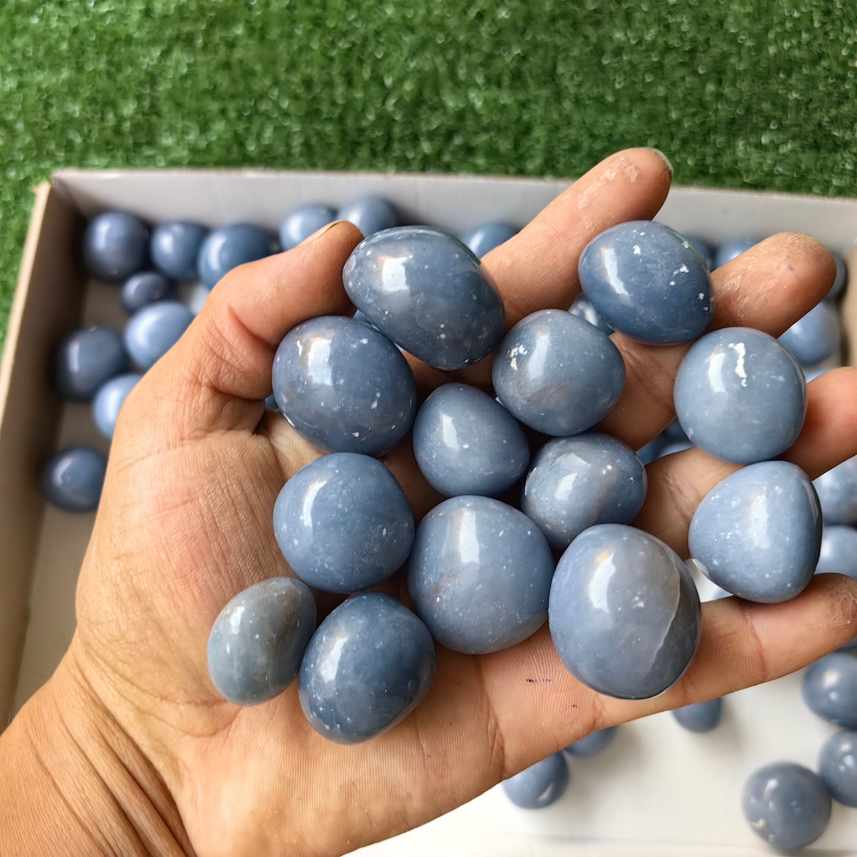 2 kg tumbled blue angelite