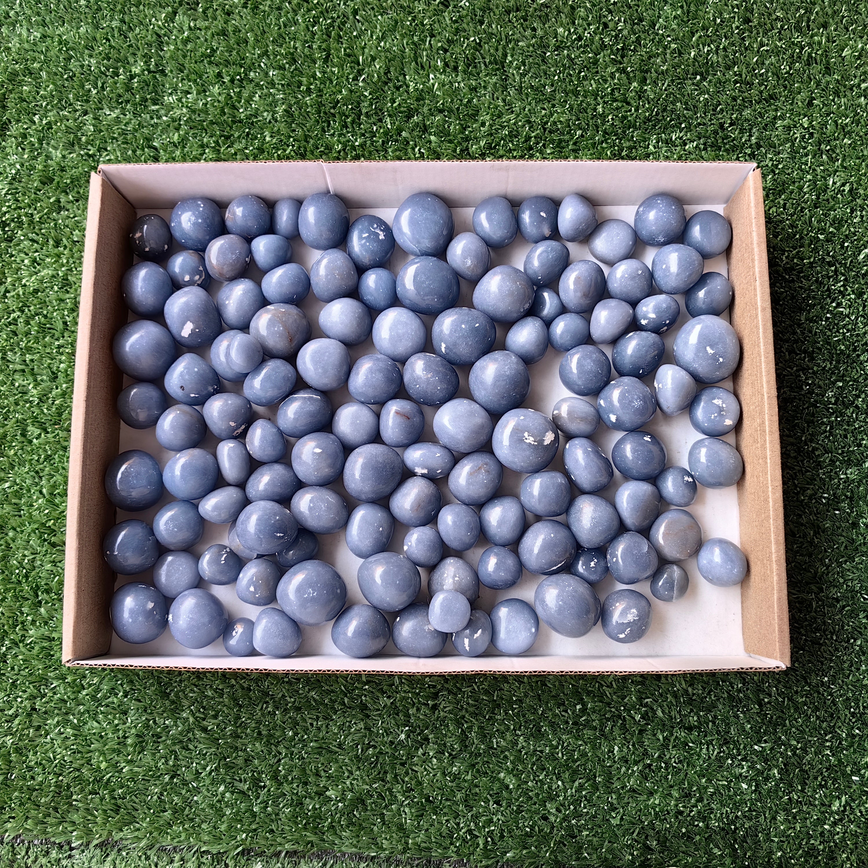 2 kg tumbled blue angelite