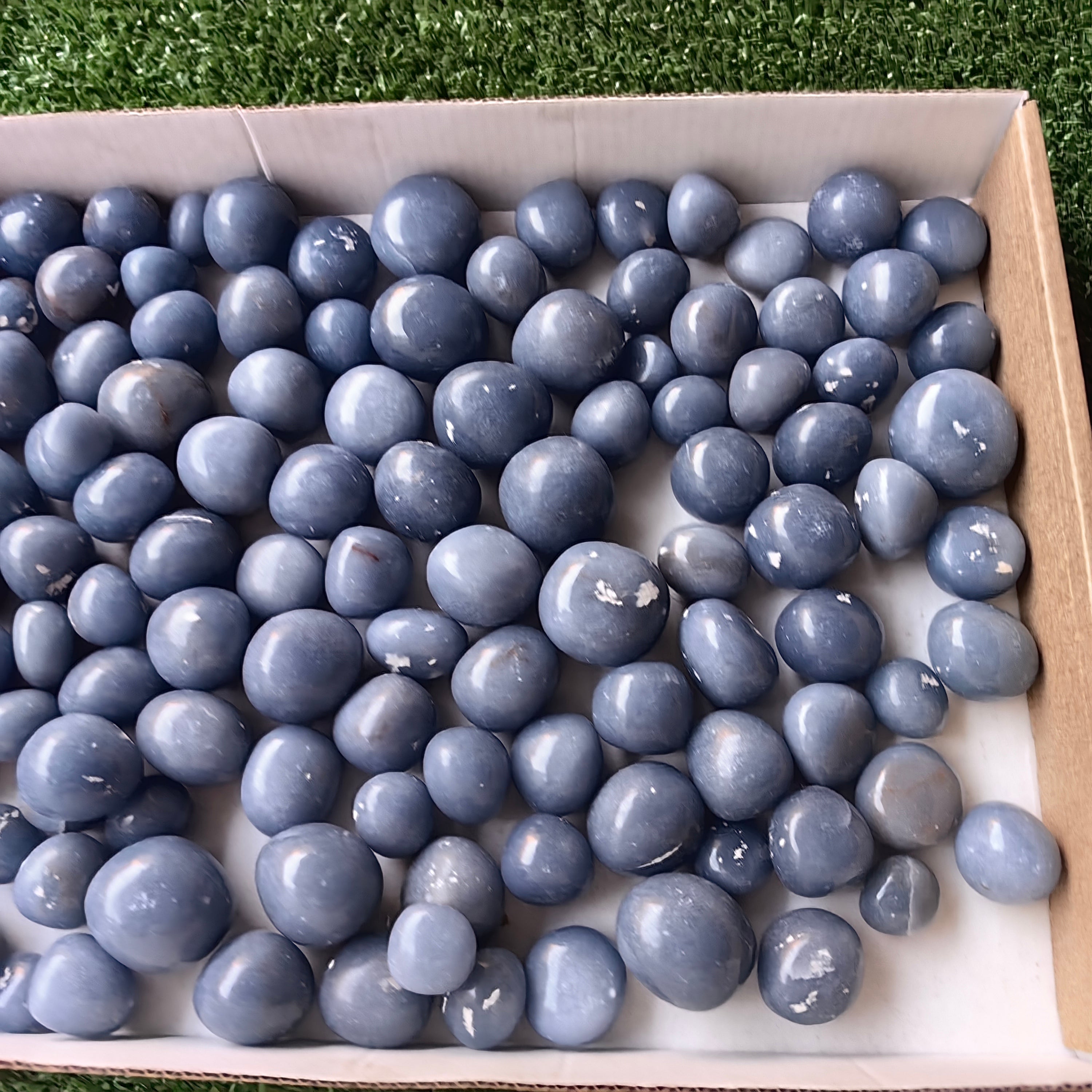 2 kg tumbled blue angelite