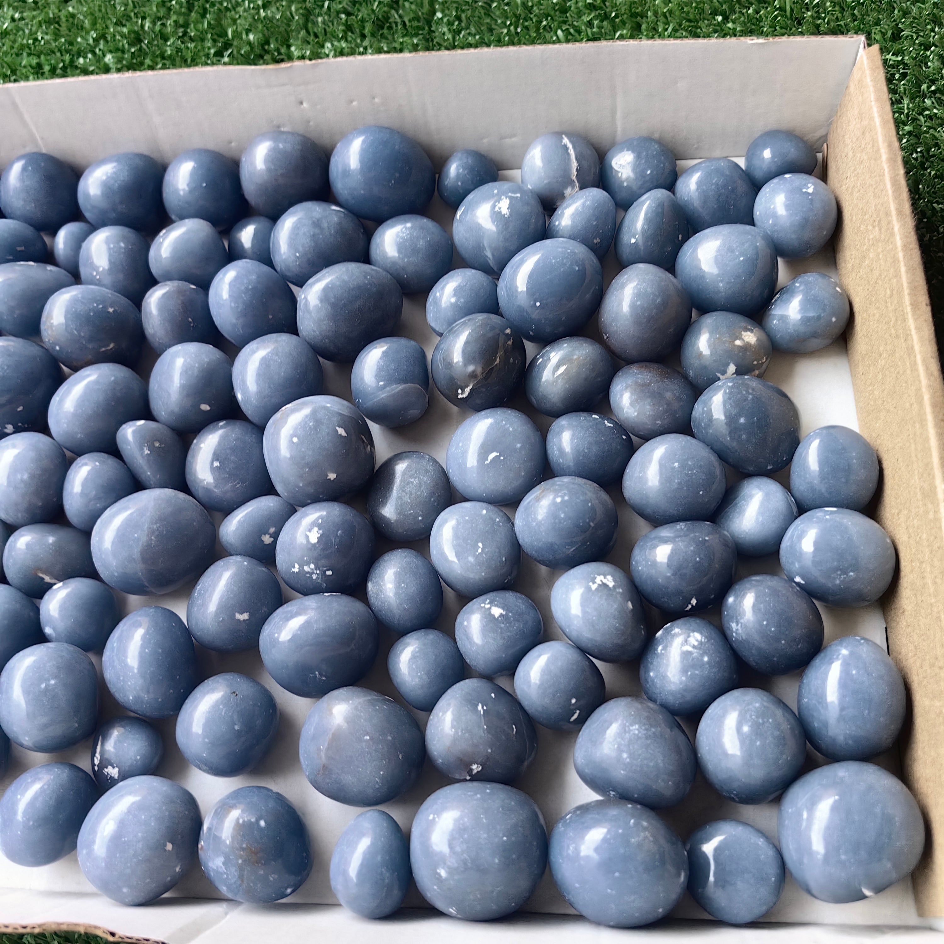 2 kg tumbled blue angelite