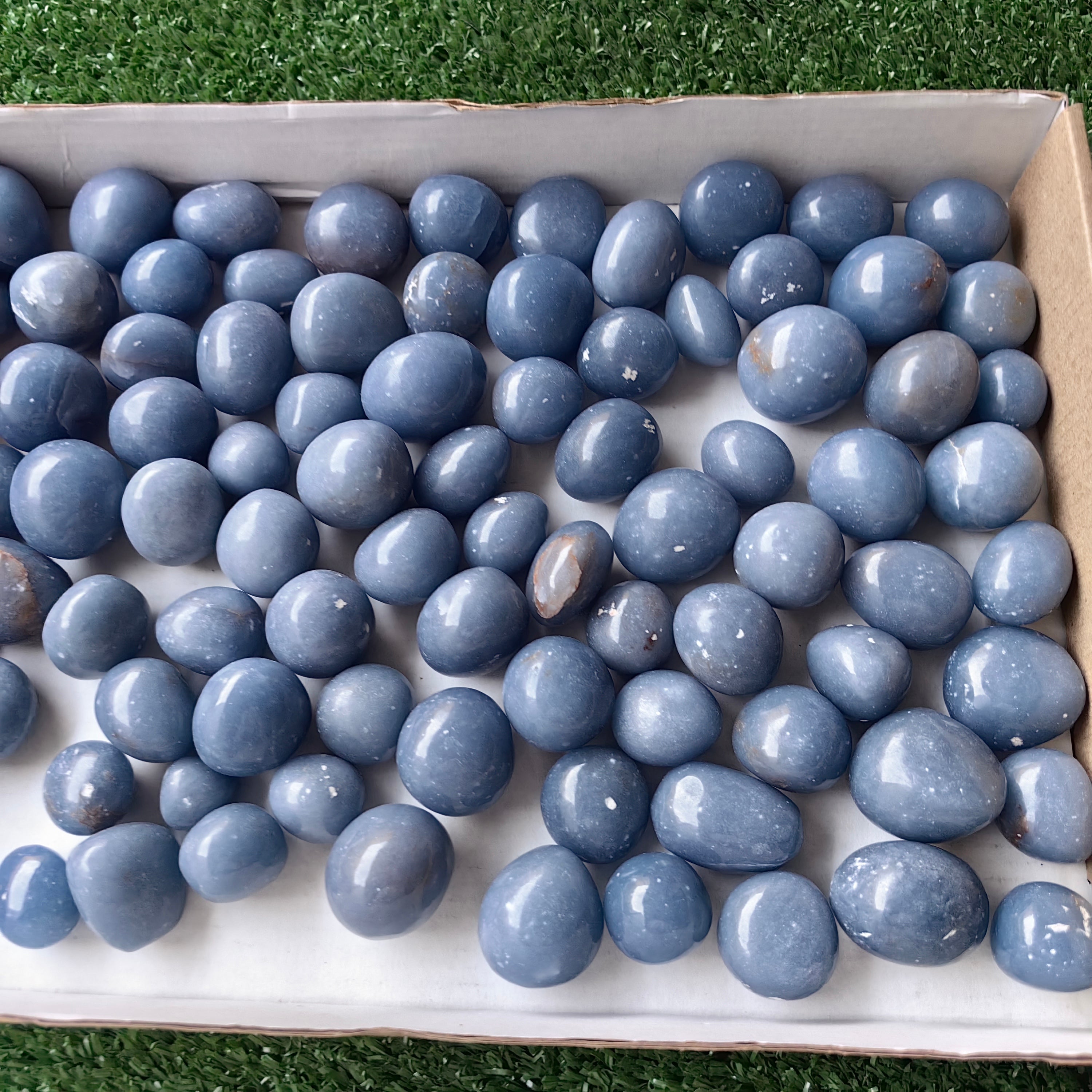 2 kg tumbled blue angelite