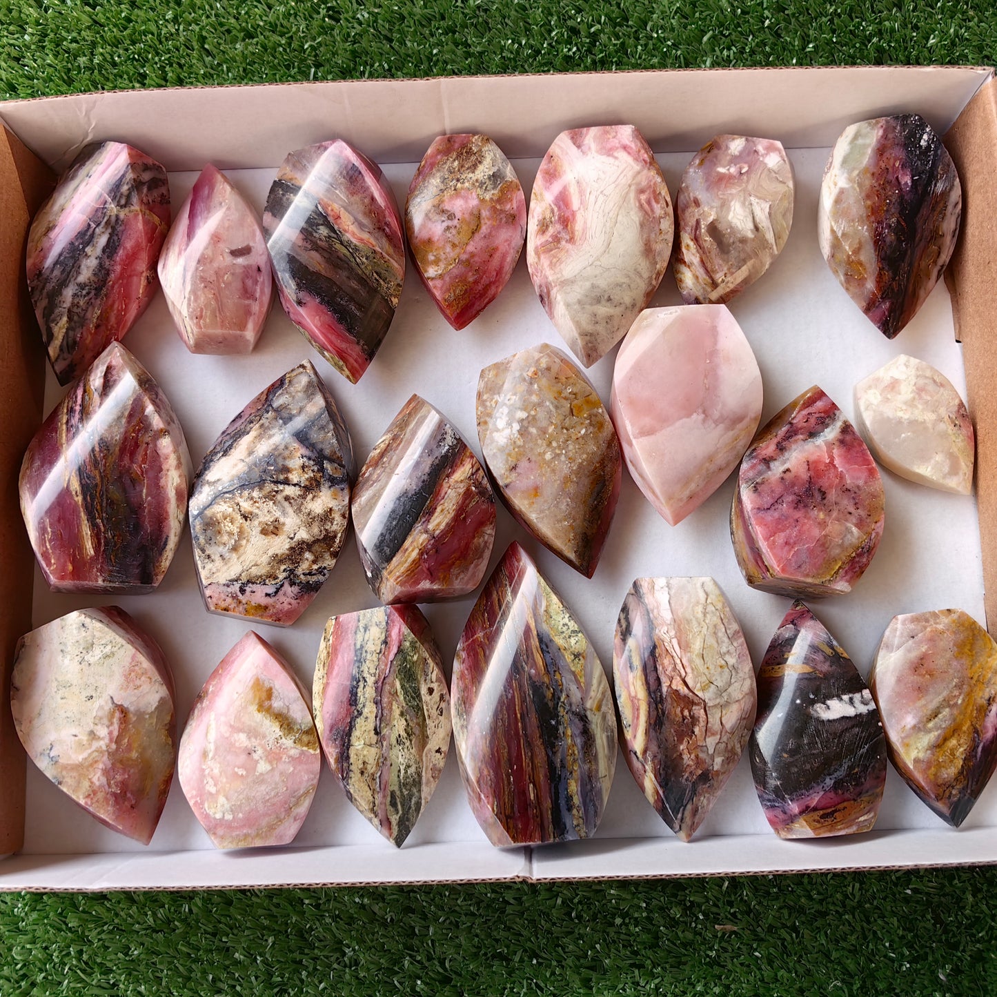 21 pc strawberry pink opal flames