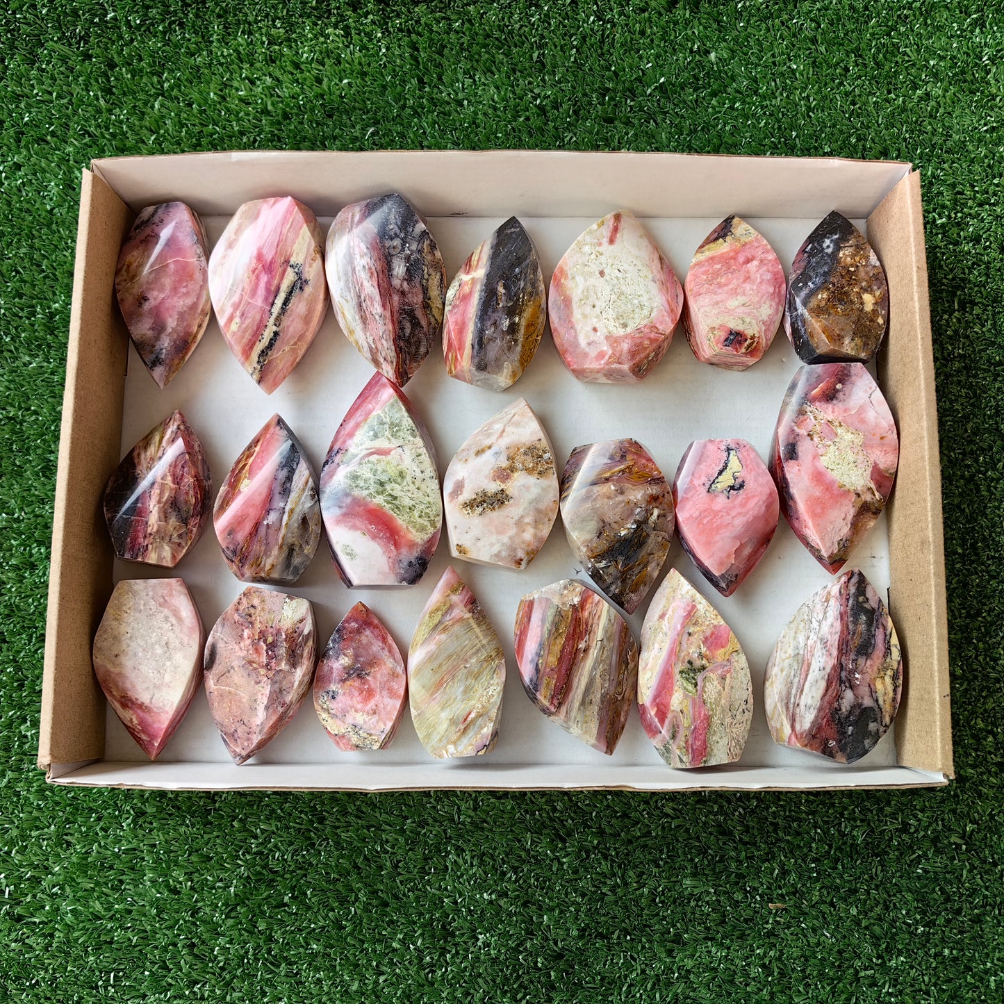 21 pc strawberry pink opal flames