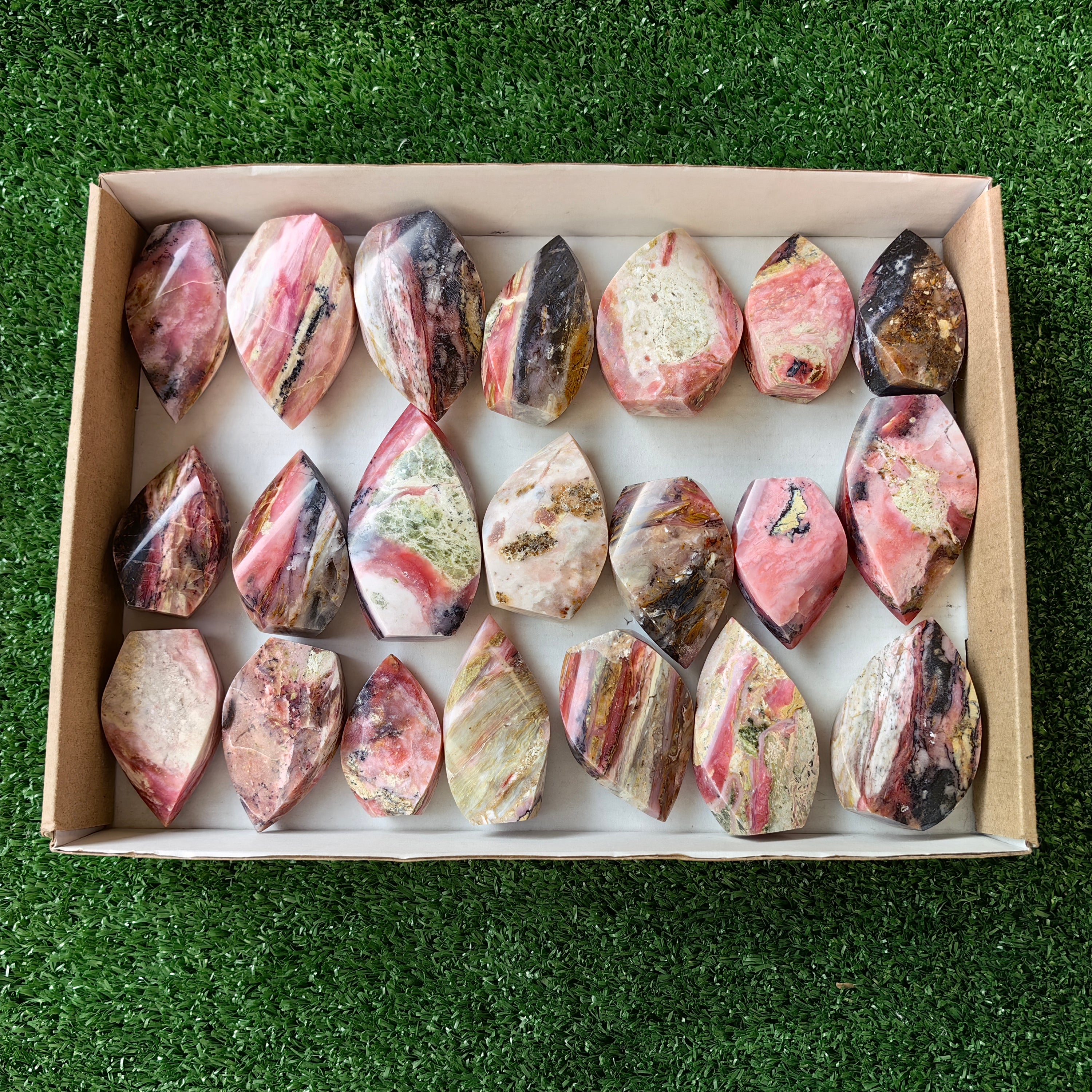 21 pc strawberry pink opal flames