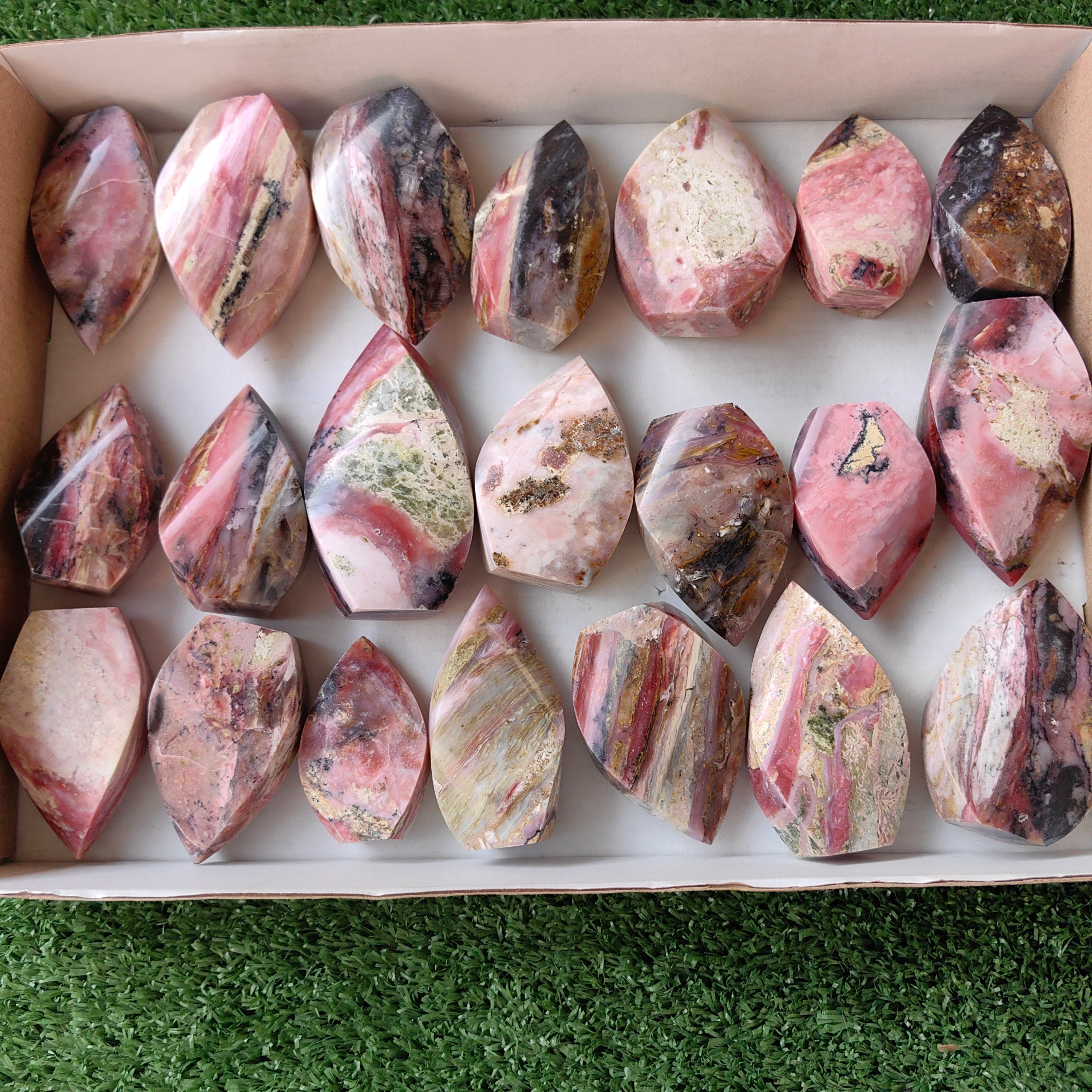 21 pc strawberry pink opal flames