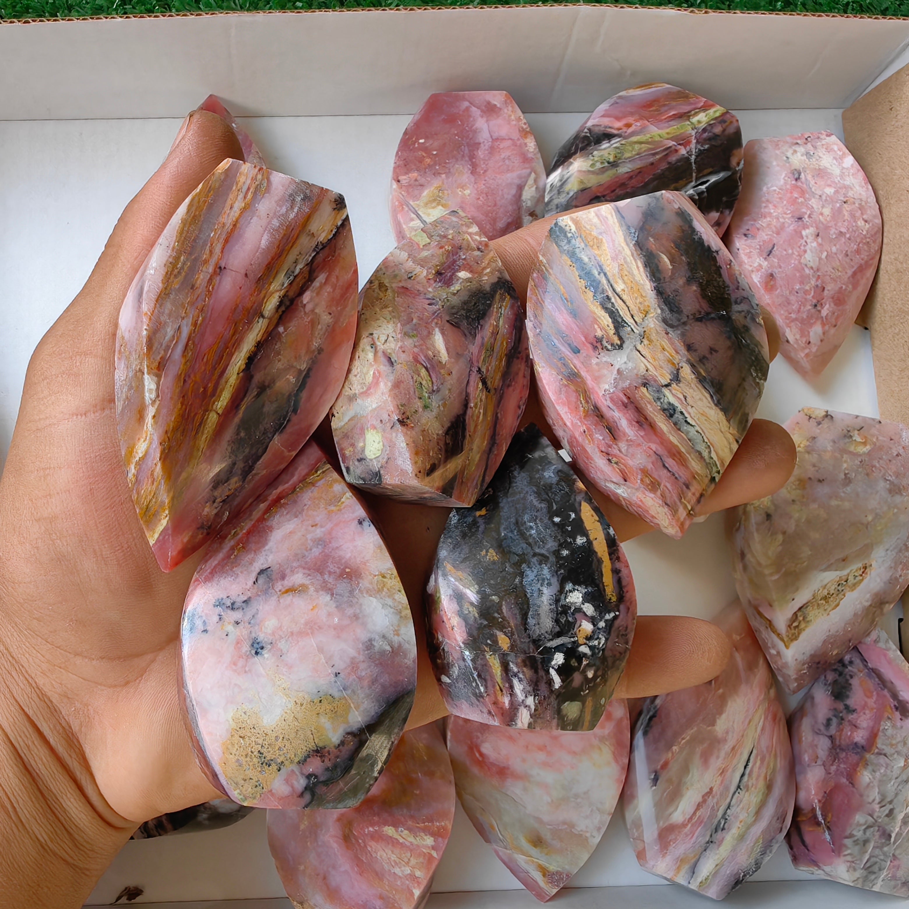 21 pc strawberry pink opal flames