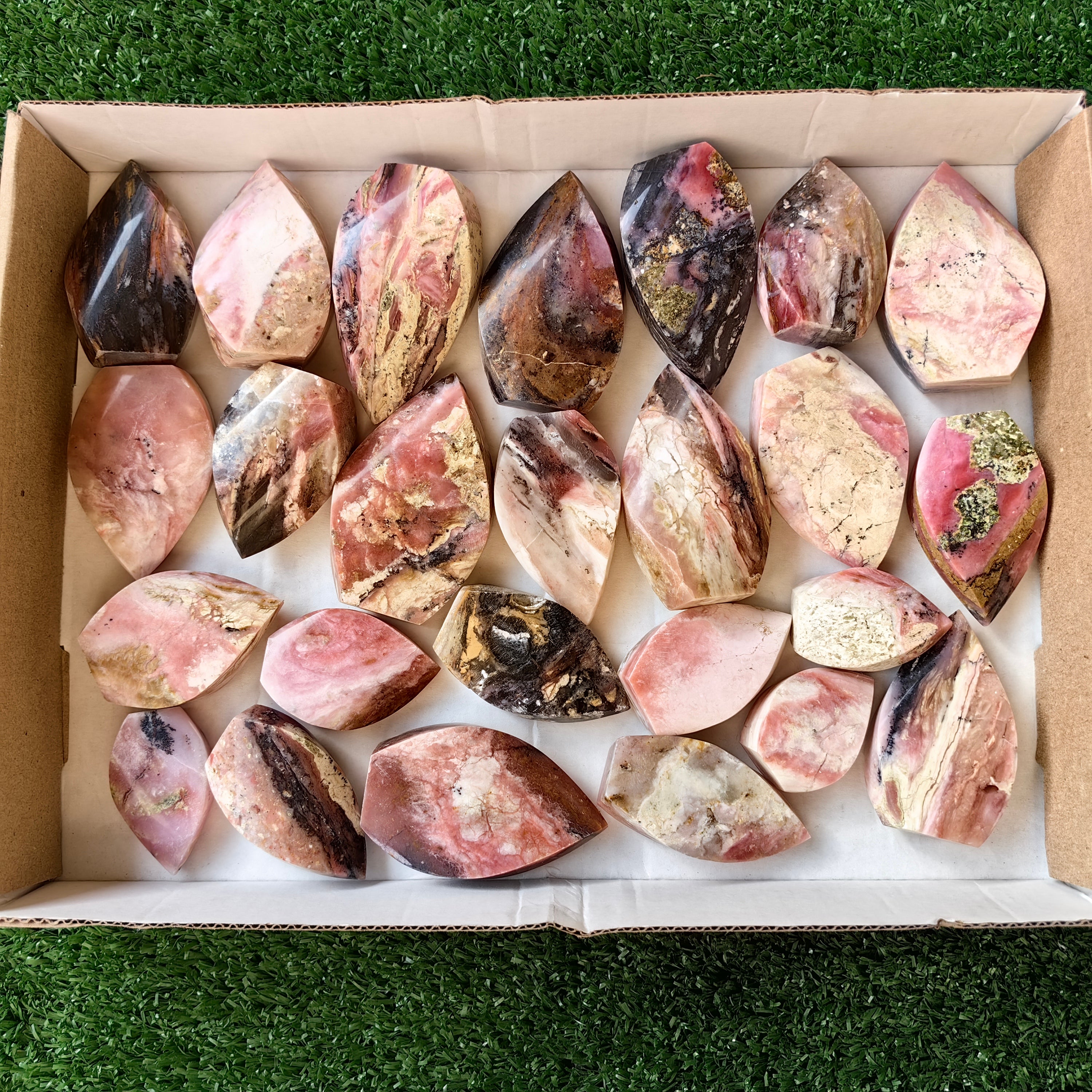 25 pc strawberry pink opal flames