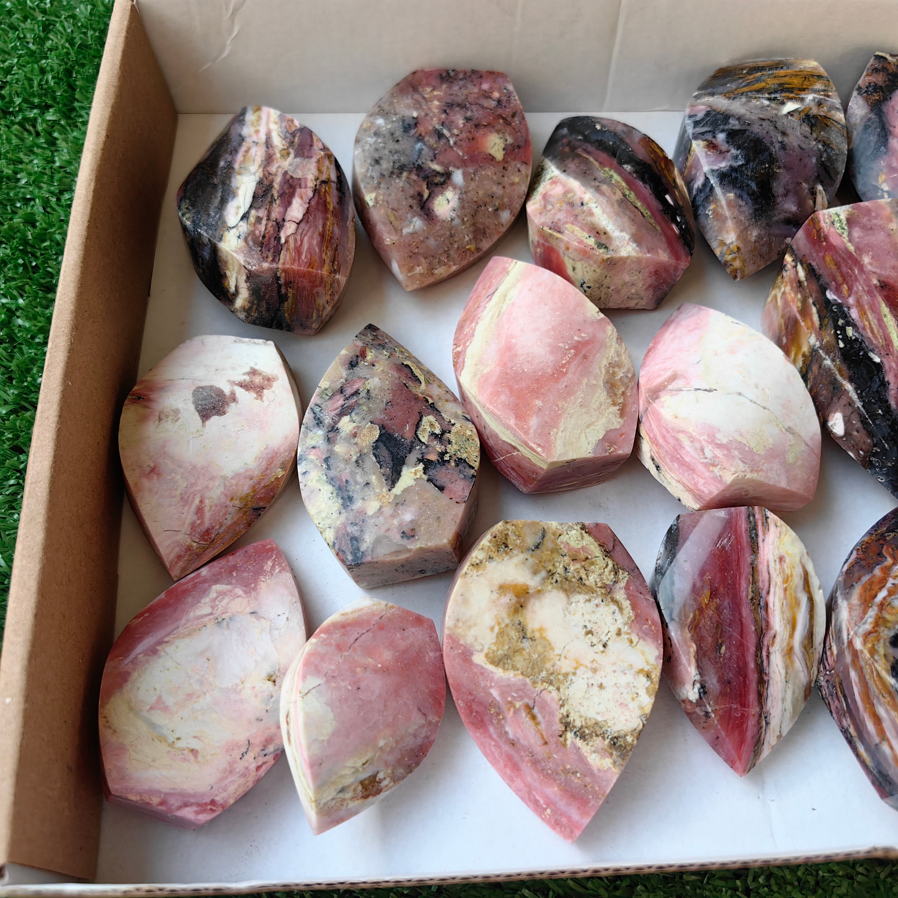 20 pc strawberry pink opal flames