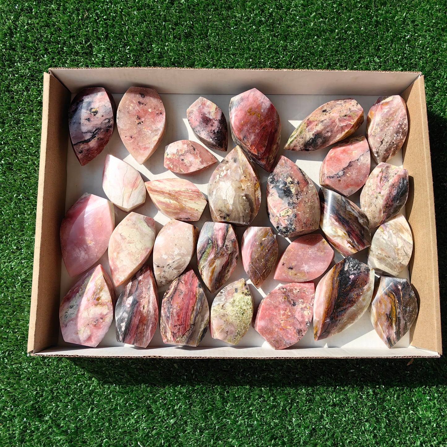 28 pc strawberry pink opal flames