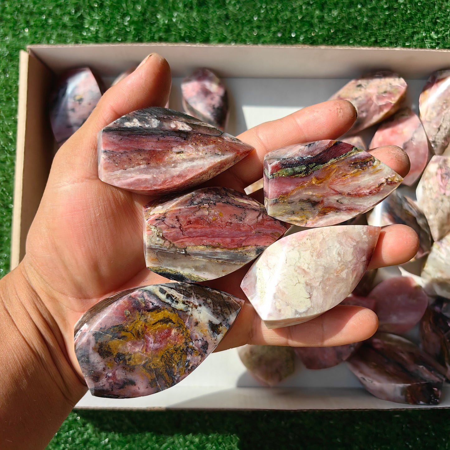28 pc strawberry pink opal flames