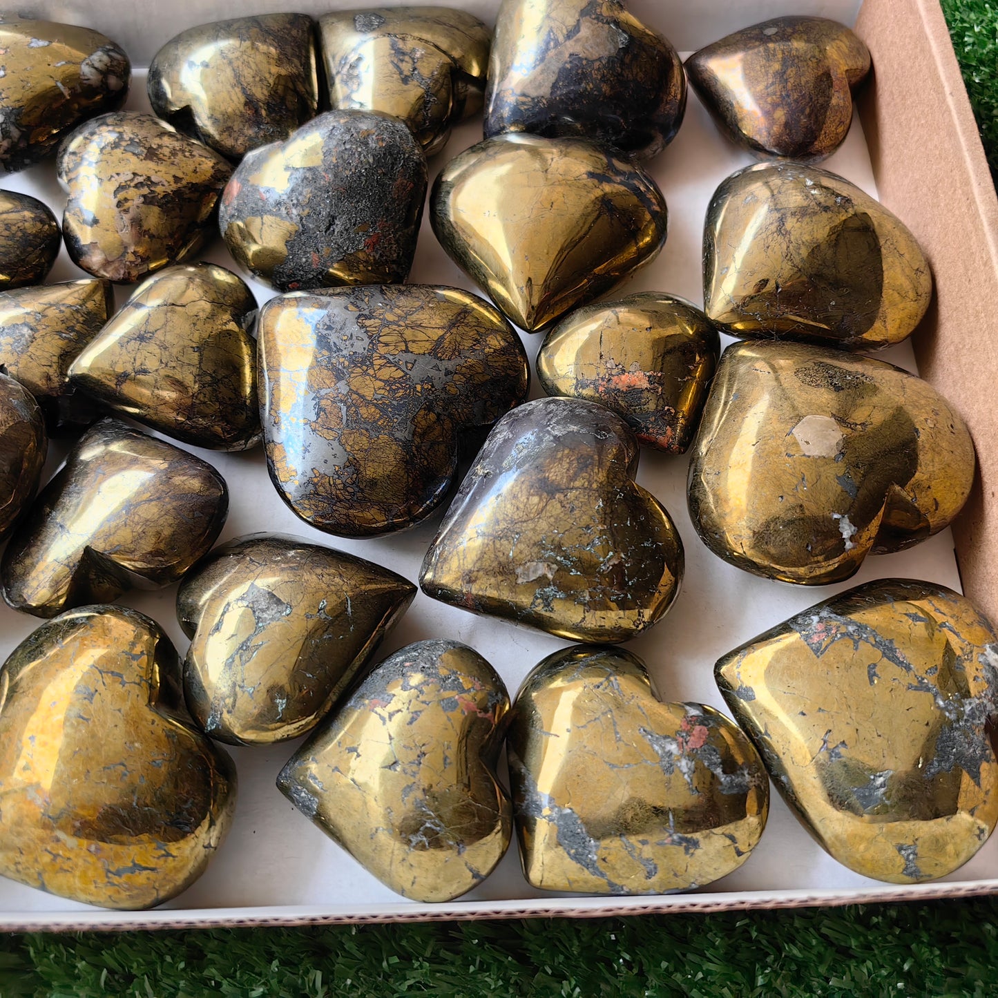 29 pc chalcopyrite with covellite hearts