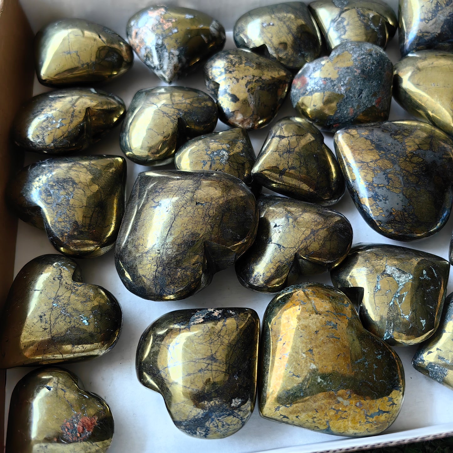 29 pc chalcopyrite with covellite hearts