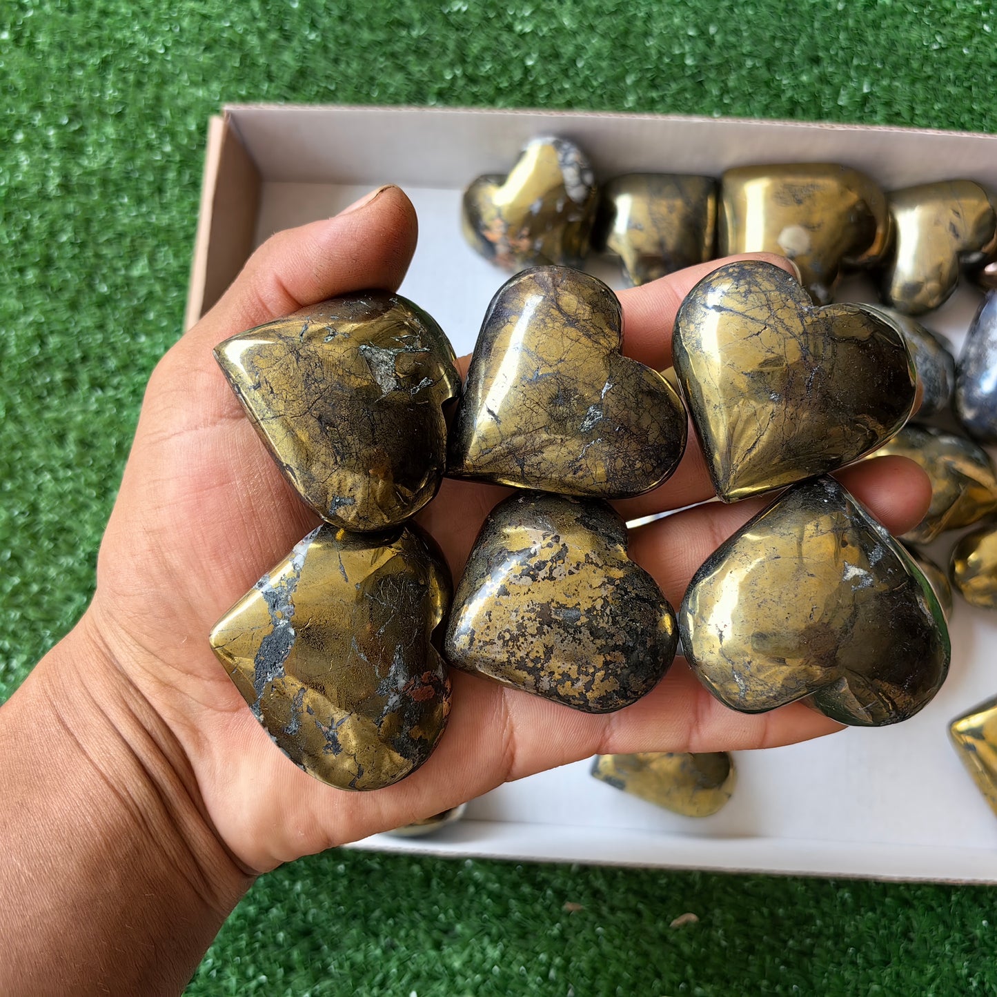 29 pc chalcopyrite with covellite hearts