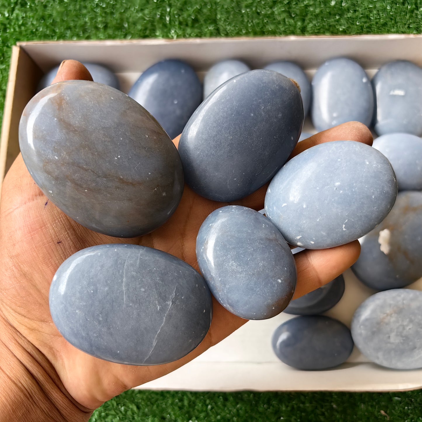37 pc blue angelite palms