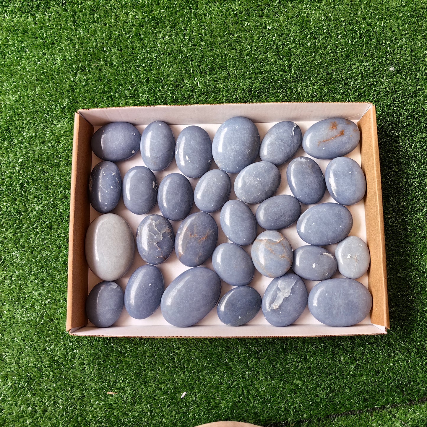 29 pc blue angelite palms