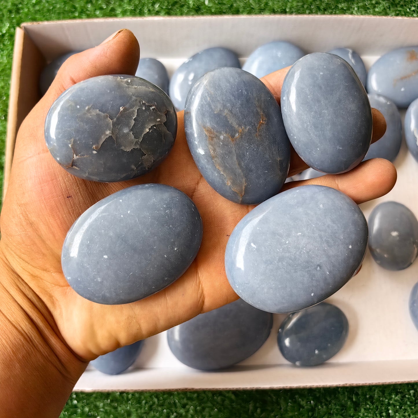 29 pc blue angelite palms