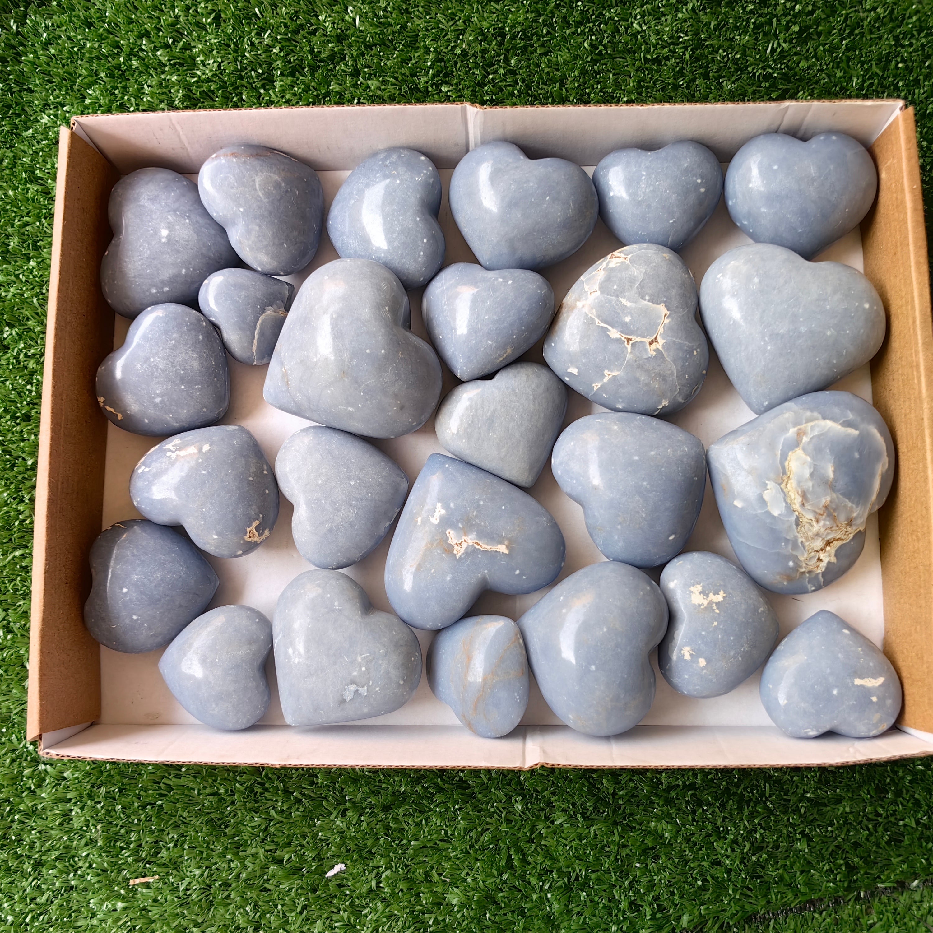 25 pc angelite hearts