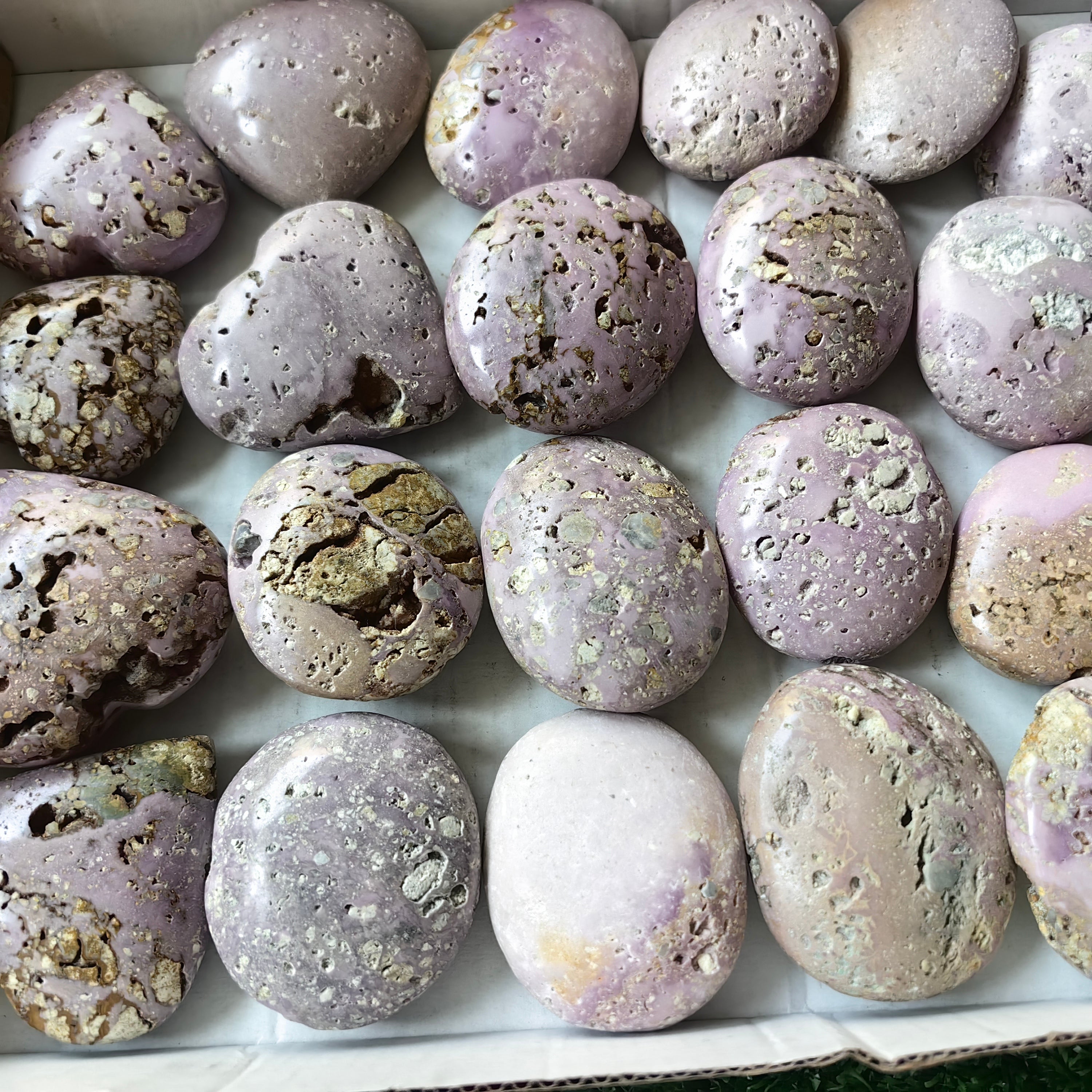 26 pc phosphosiderite drusy palms & hearts