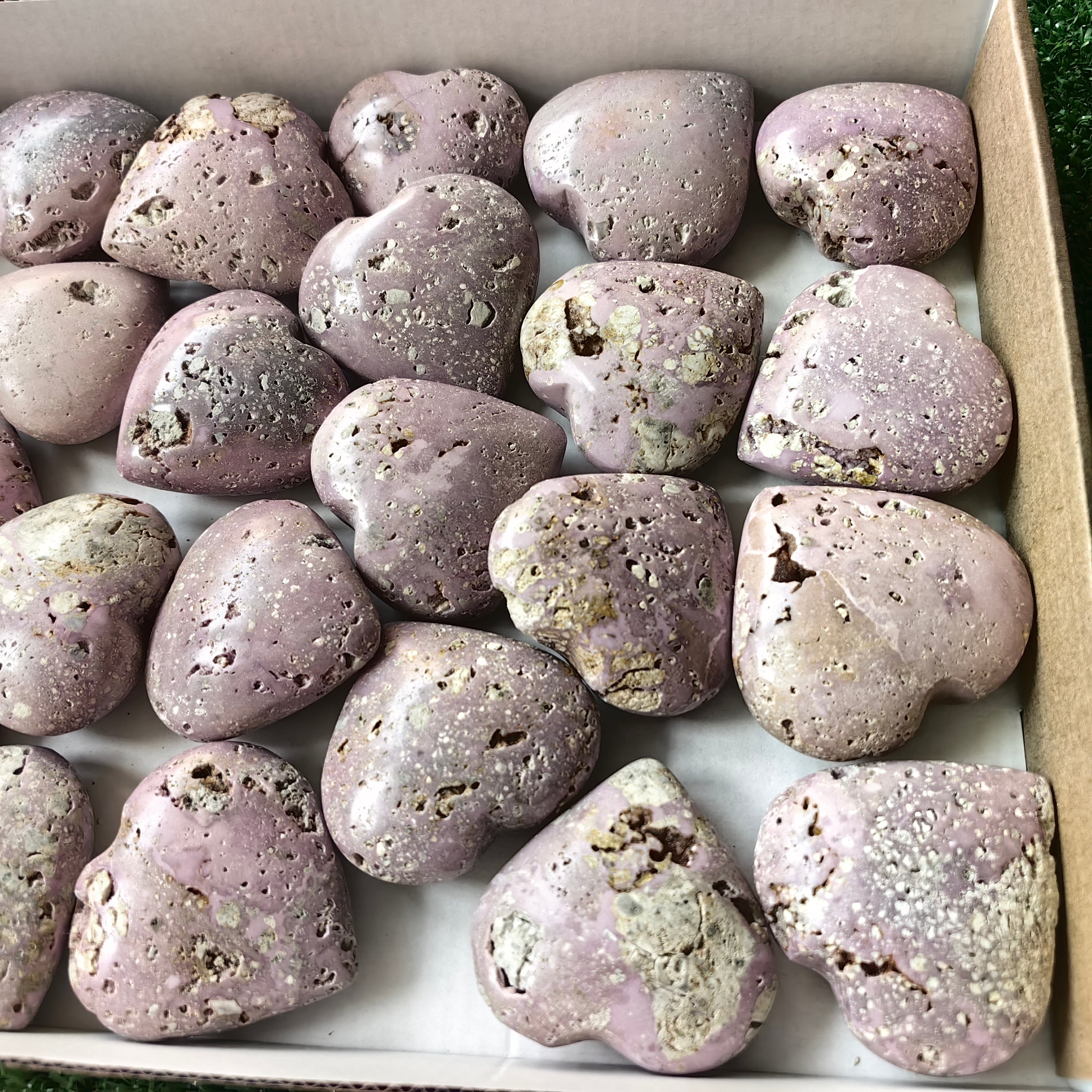 26 pc phosphosiderite drusy hearts