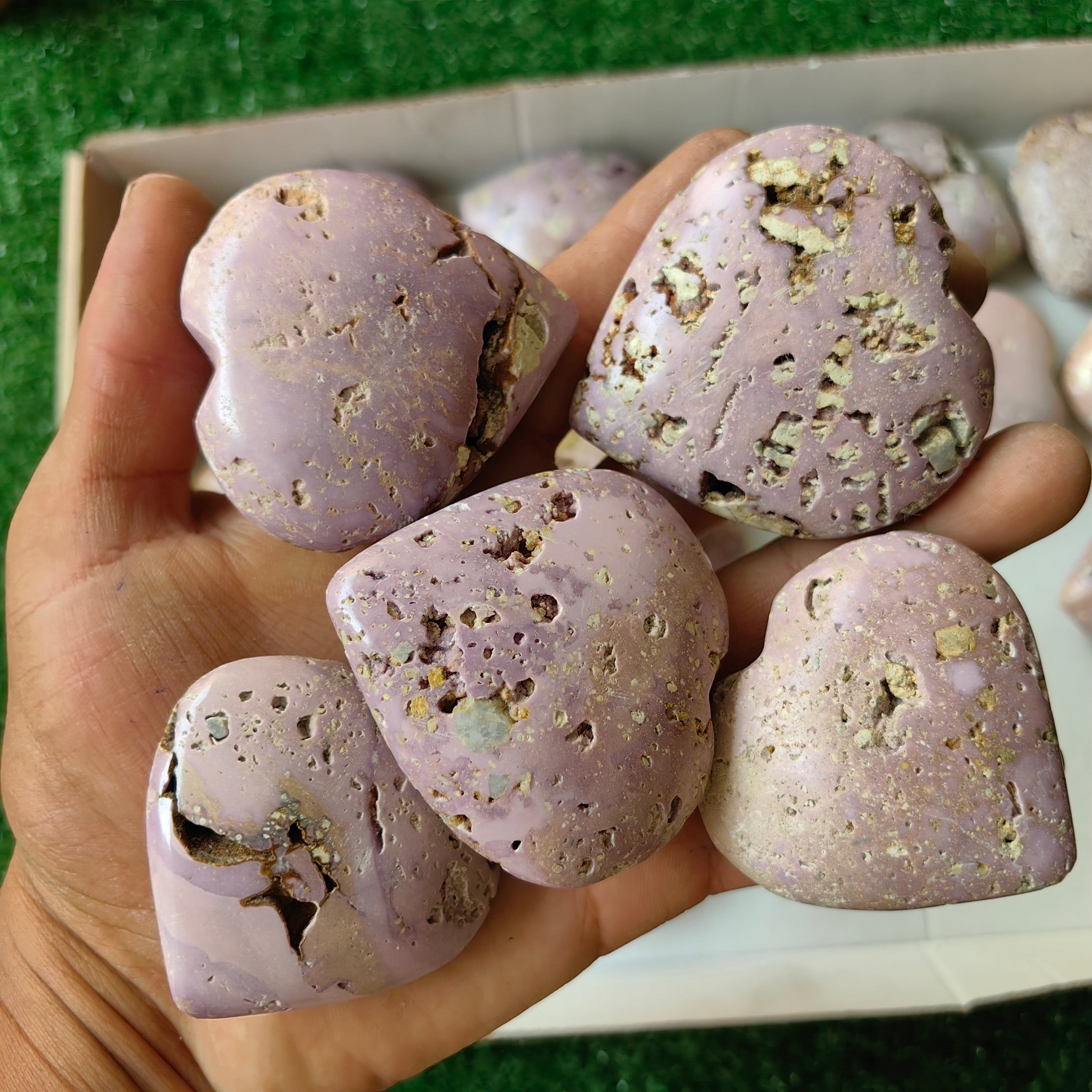 26 pc phosphosiderite drusy hearts