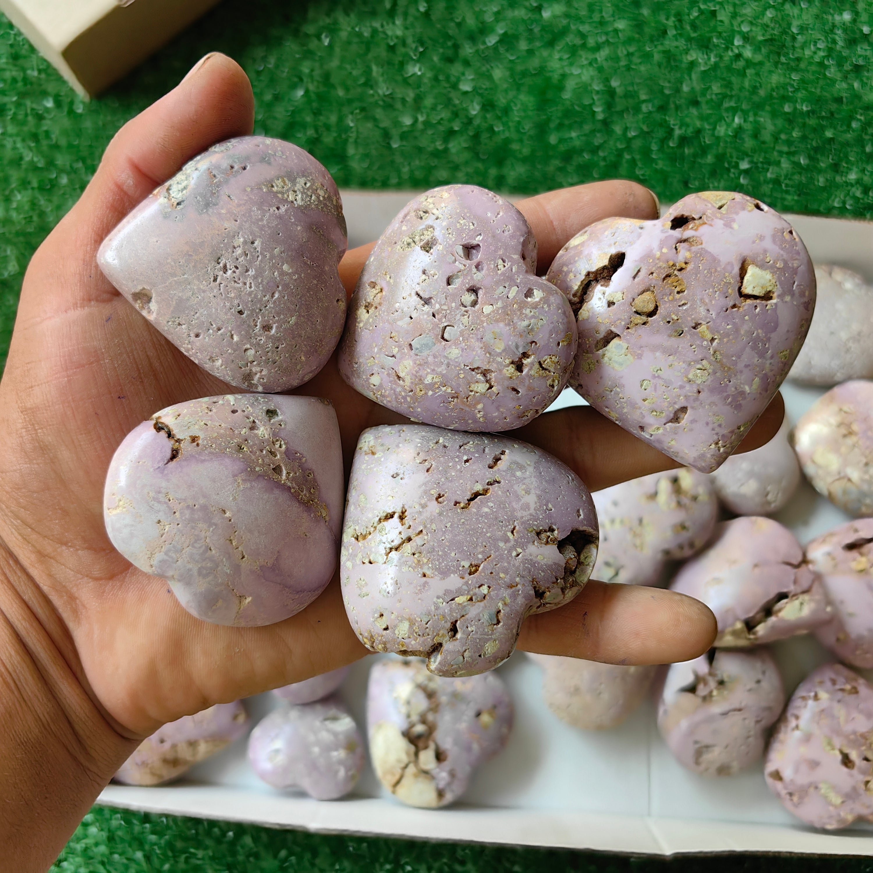 26 pc phosphosiderite drusy hearts