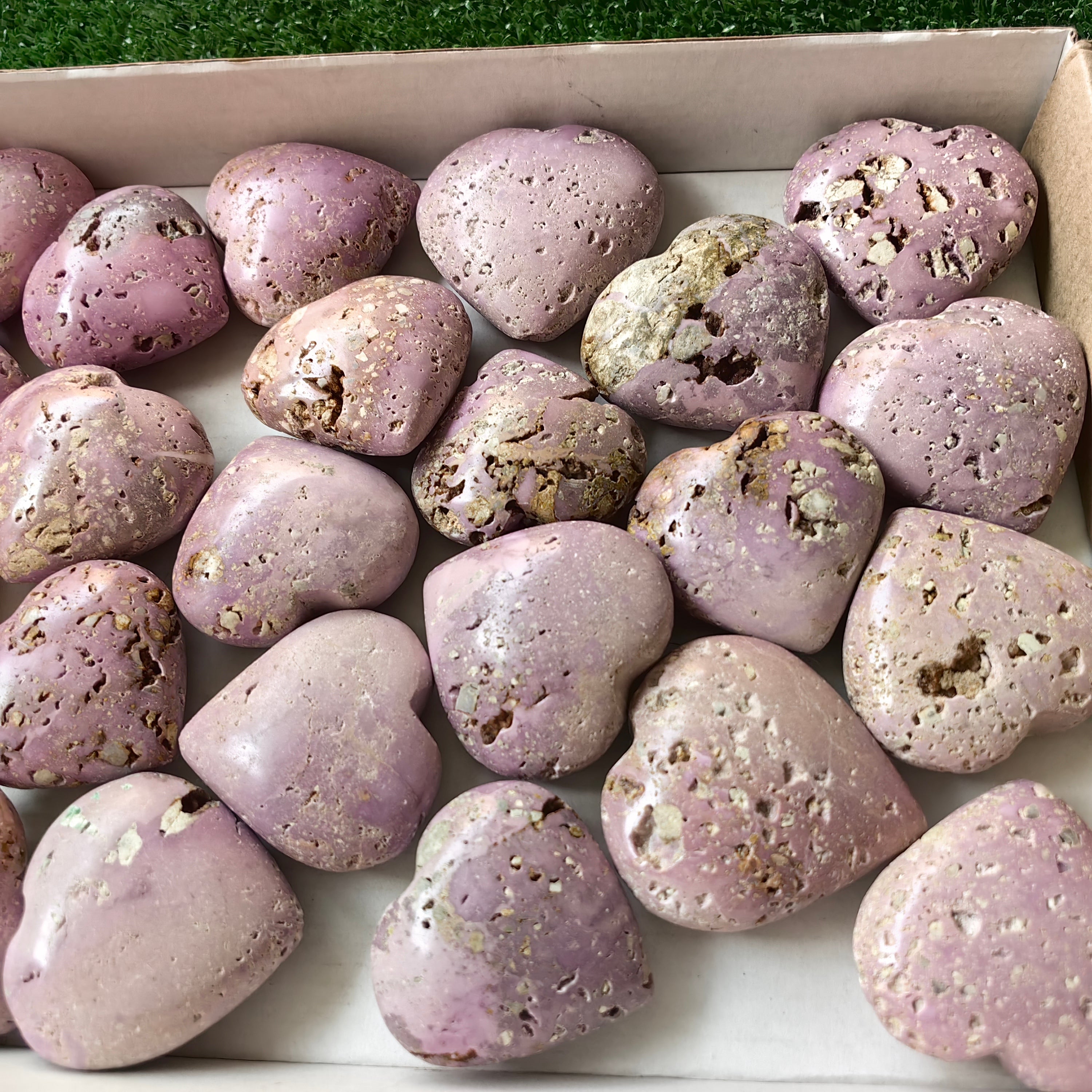 24 pc phosphosiderite drusy hearts