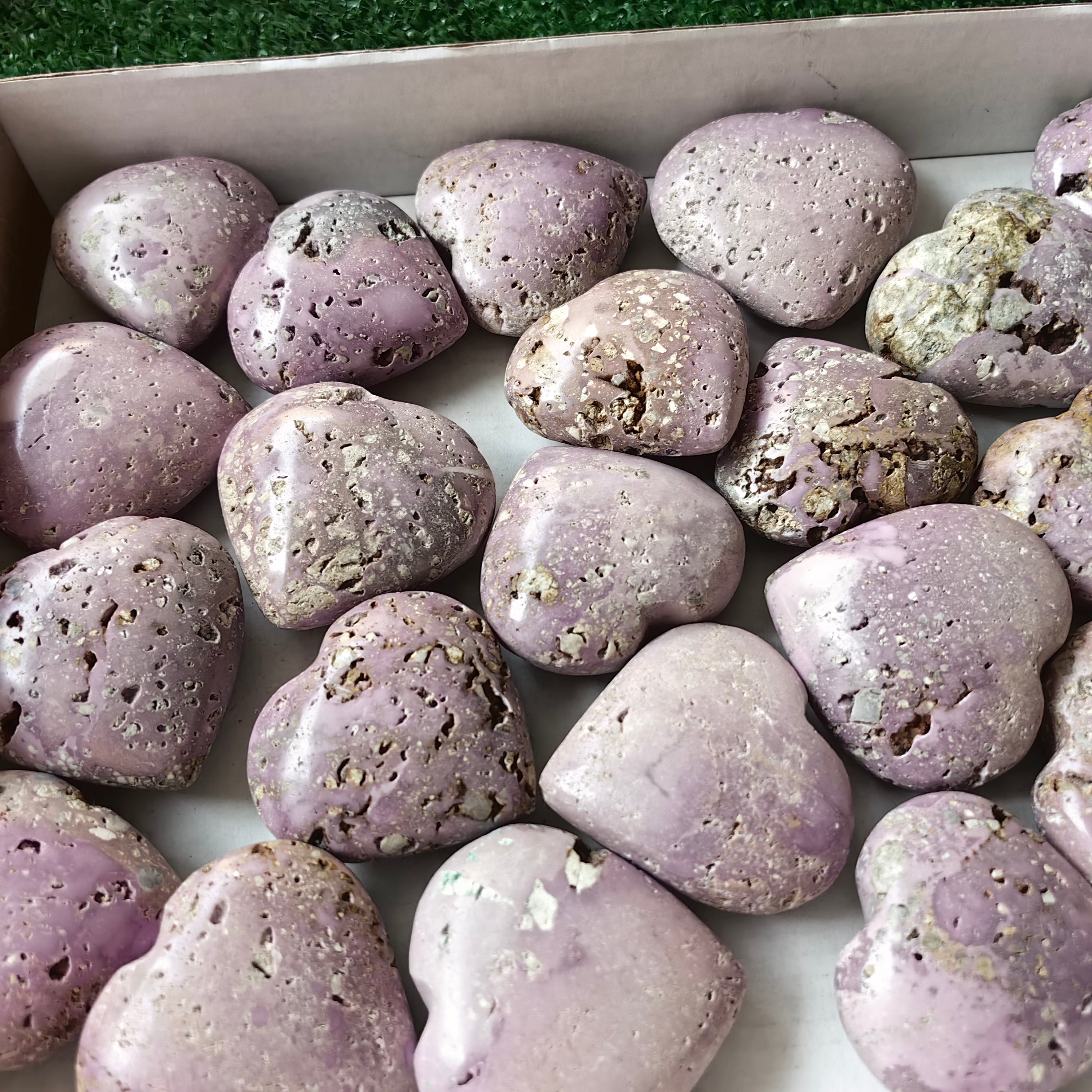 24 pc phosphosiderite drusy hearts