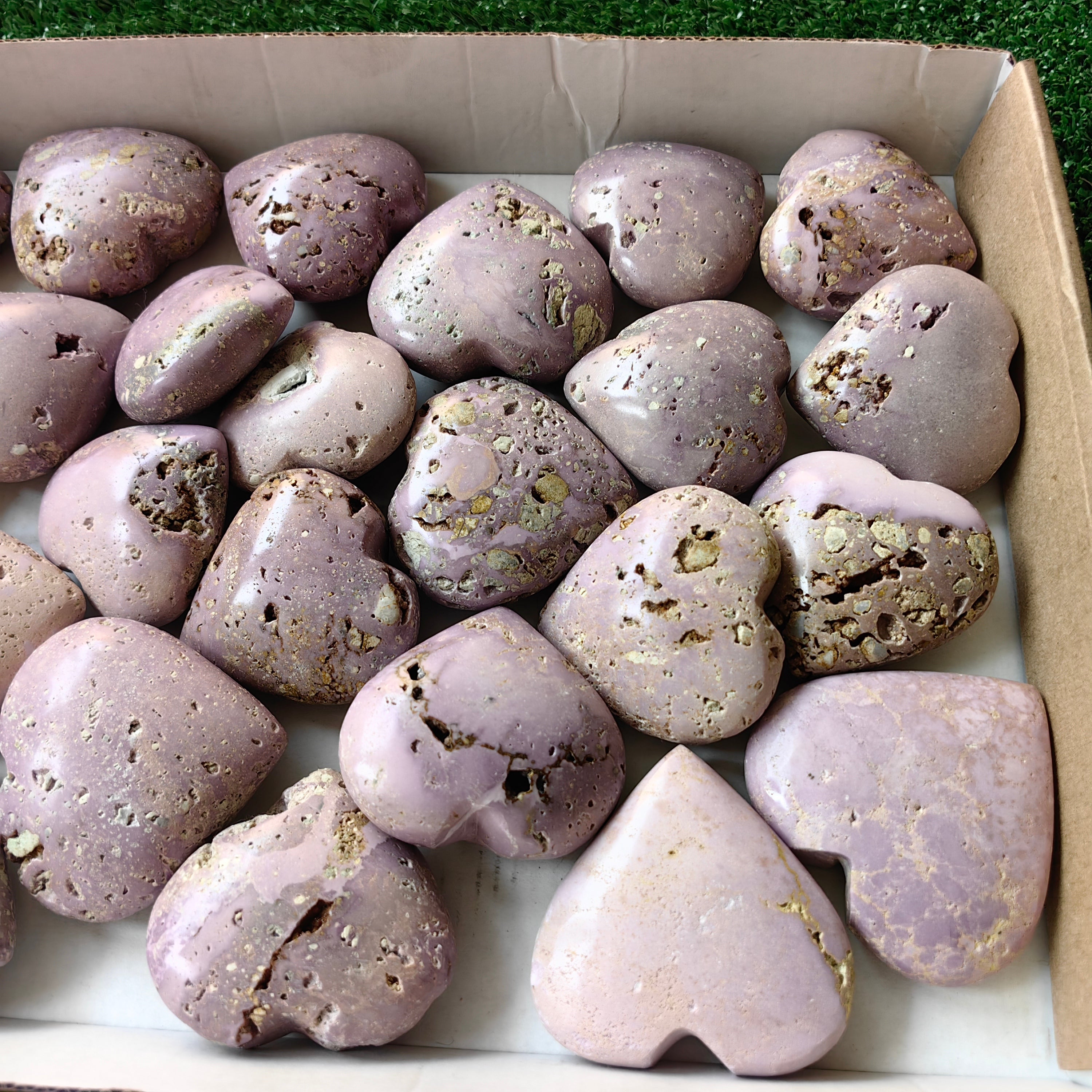 26 pc phosphosiderite drusy hearts
